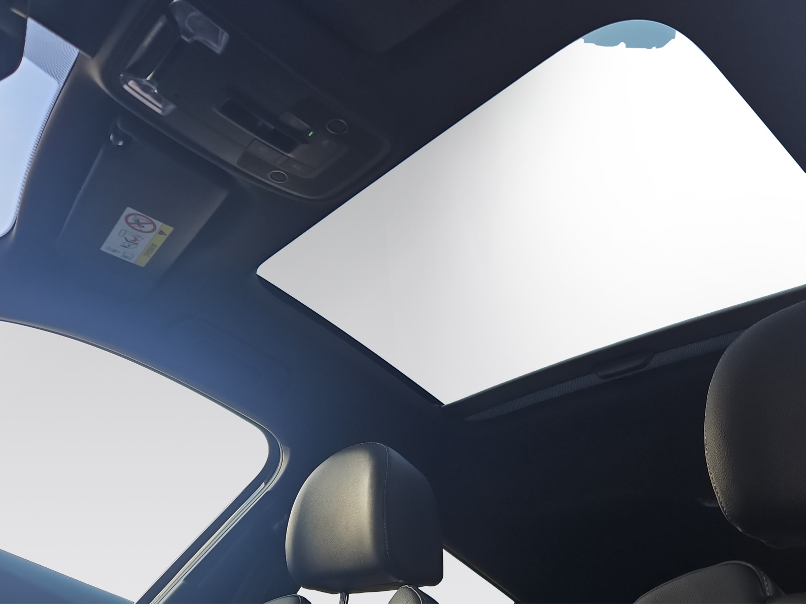 AUDI Aud Q2 40 TSI quattro S Line-image-14