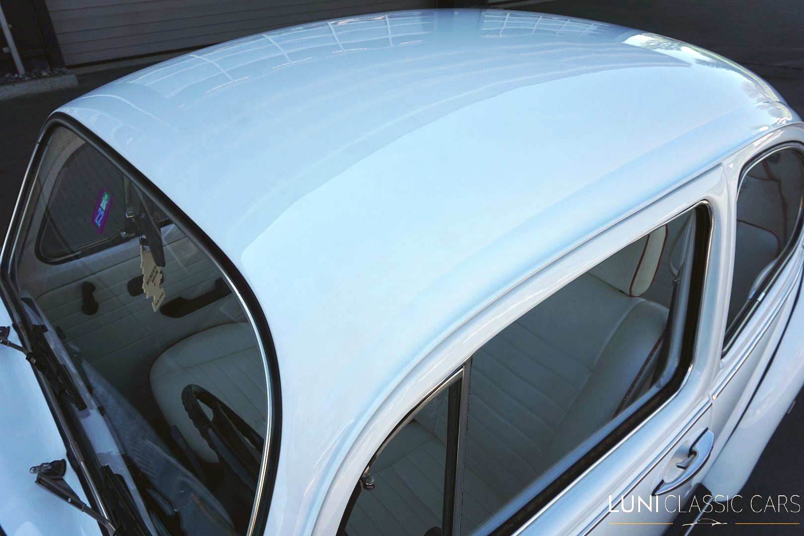 VW Käfer 1300-image-8