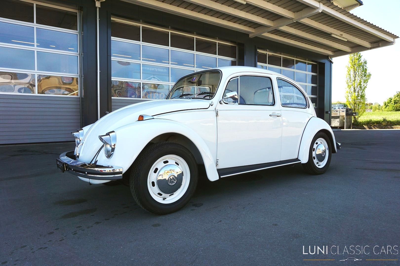 VW Käfer 1300-showroom-element-1