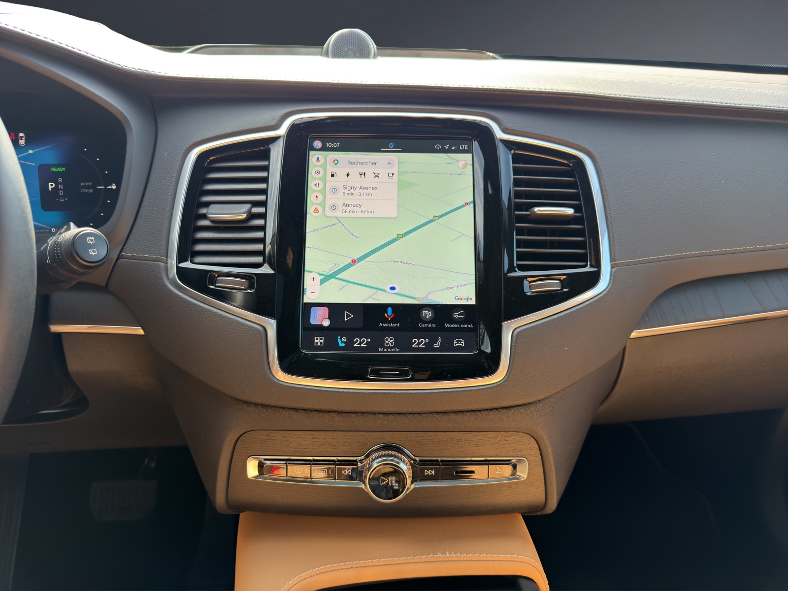 VOLVO XC90 T8 eAWD PluginHybrid Ultimate Bright Geartronic-image-8