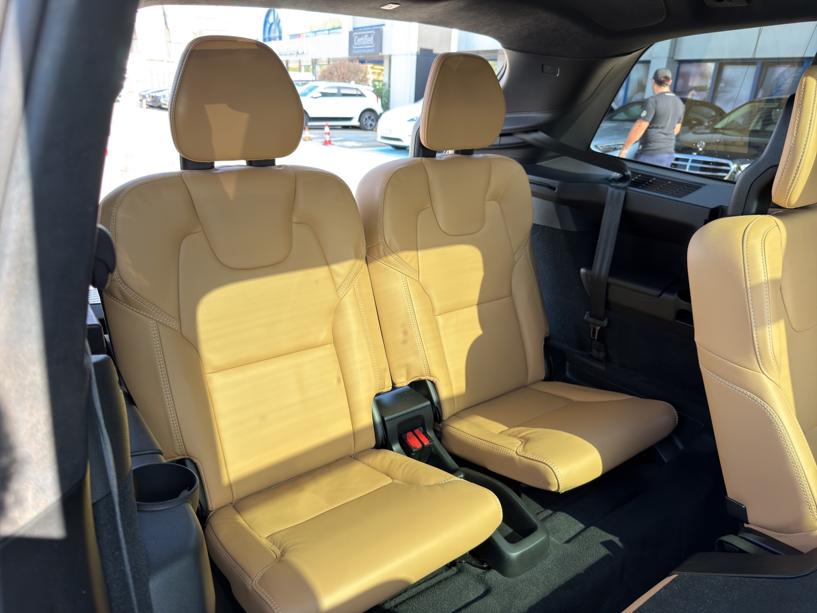 VOLVO XC90 T8 eAWD PluginHybrid Ultimate Bright Geartronic-image-18