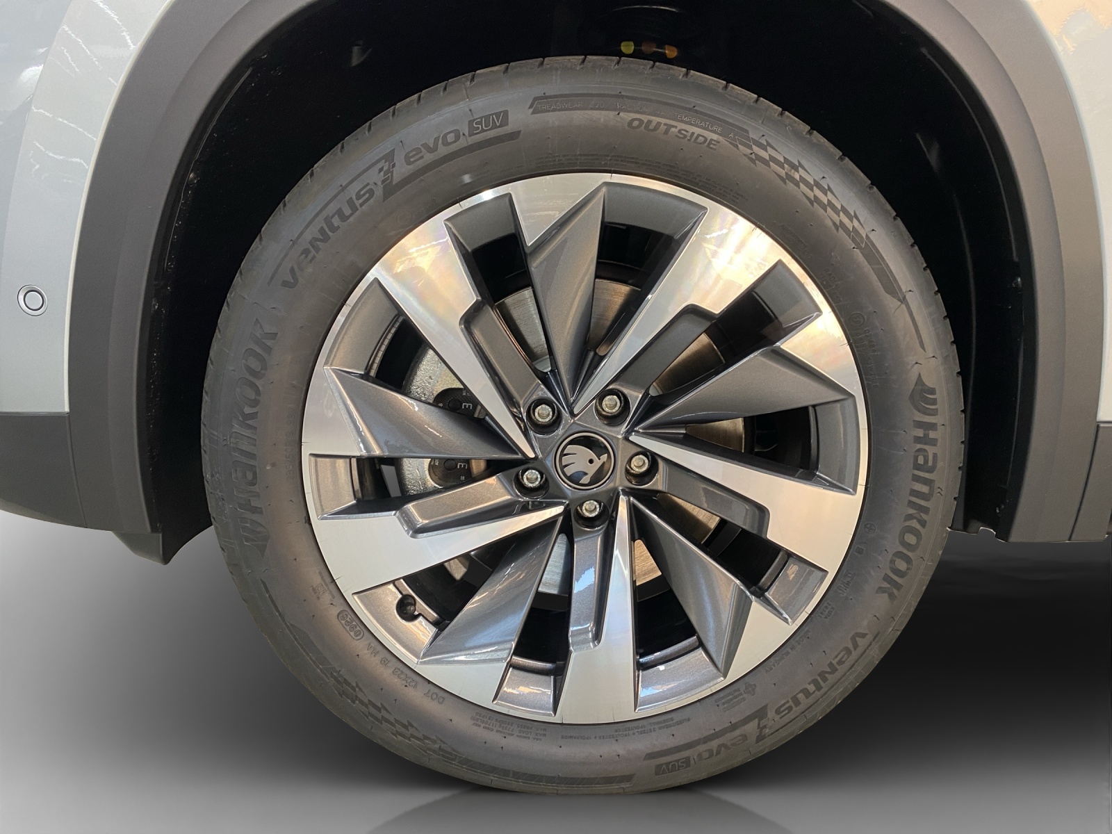 SKODA Kodiaq 2.0 TSI Dynamic 4x4-image-15