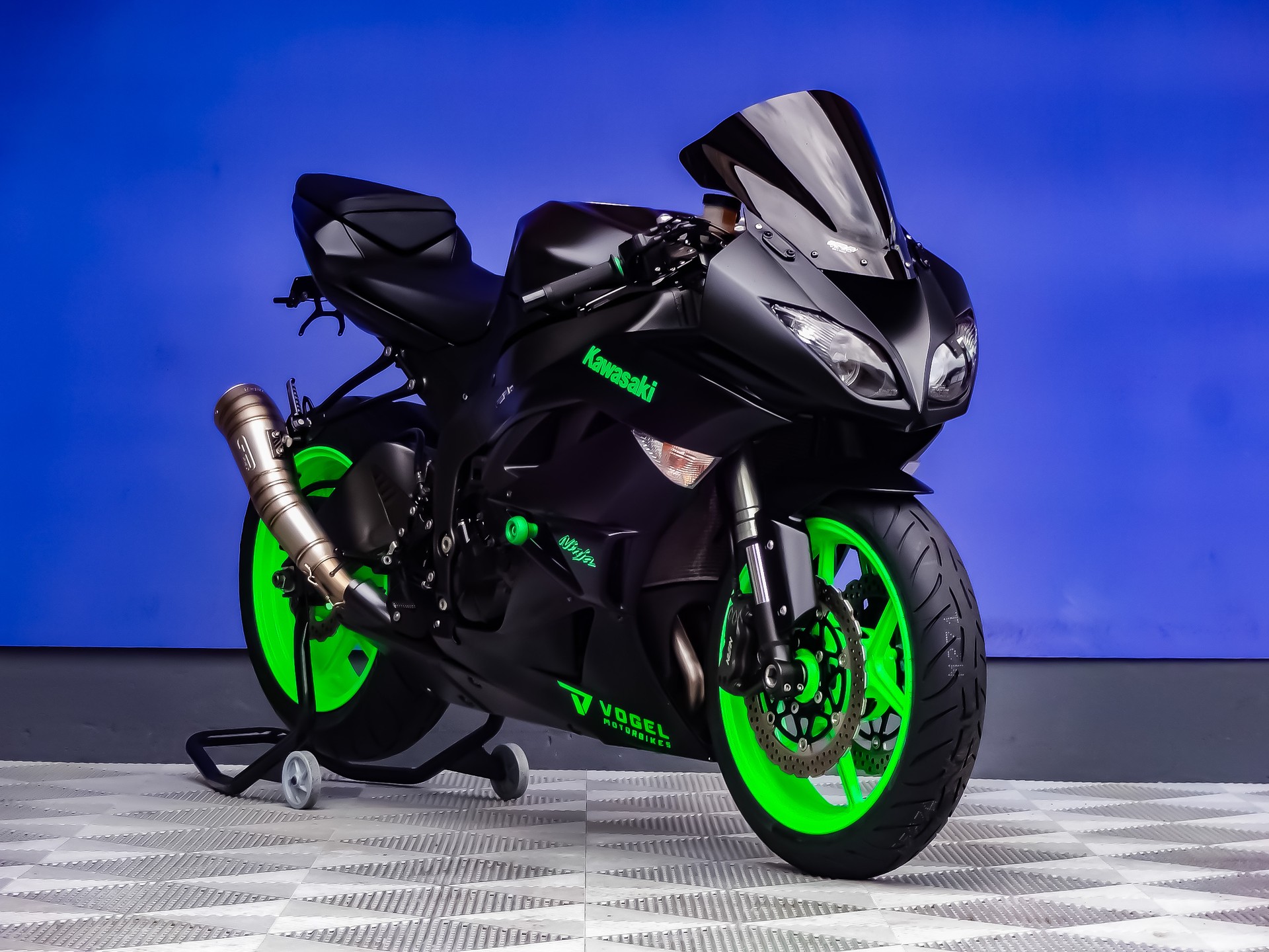 KAWASAKI Ninja ZX-6R (25kW)-showroom-element-1