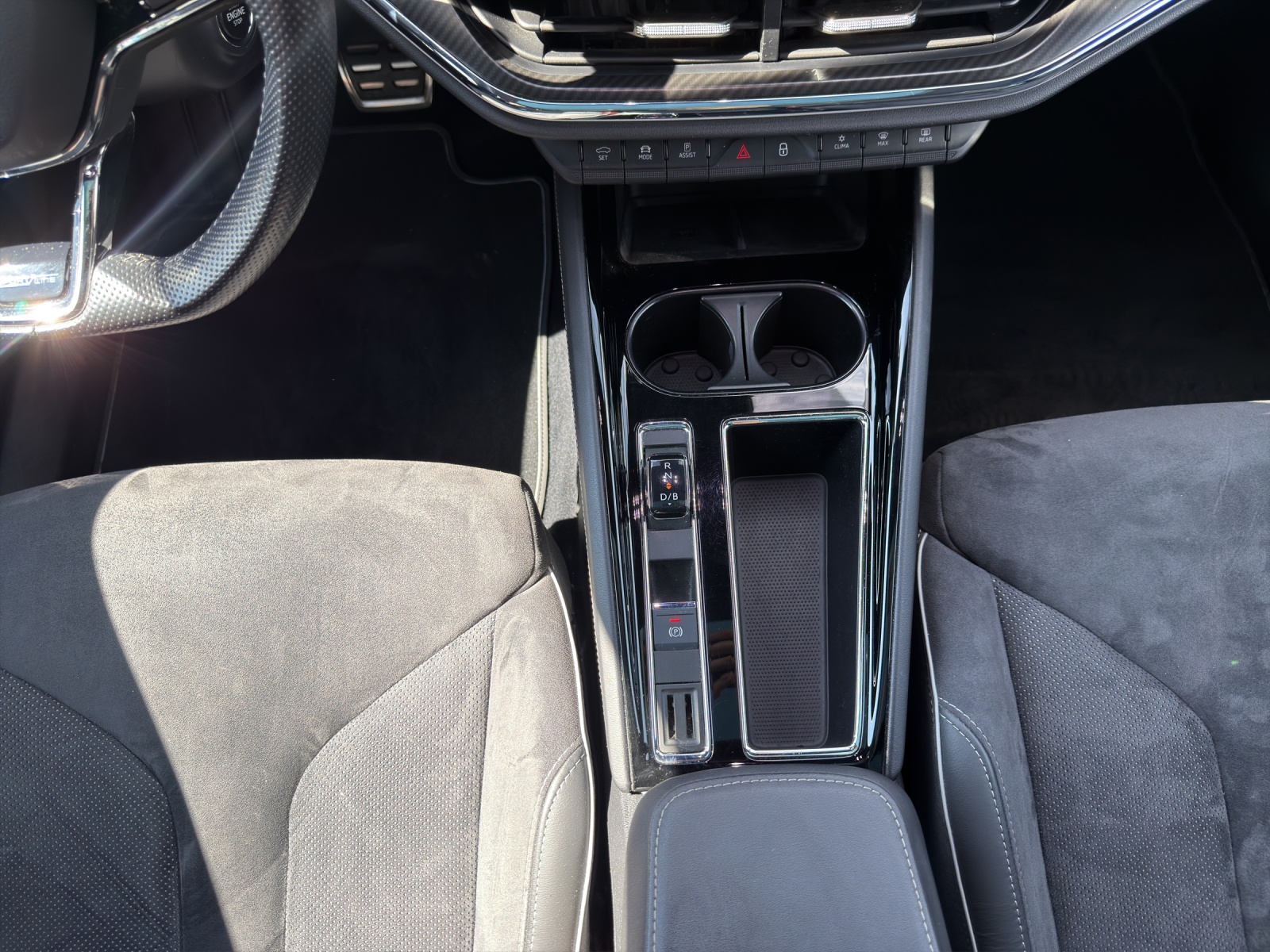 SKODA Enyaq iV 80 SportLine-image-10