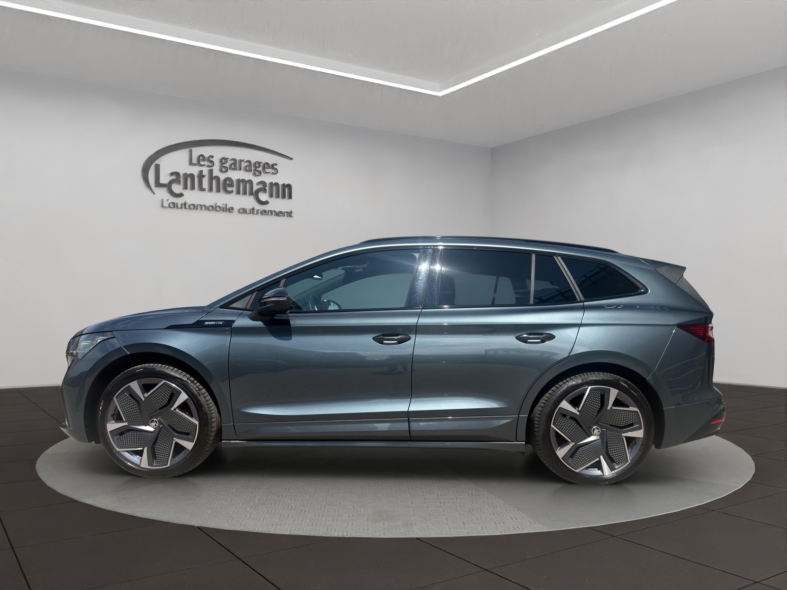 SKODA Enyaq iV 80 SportLine-image-1