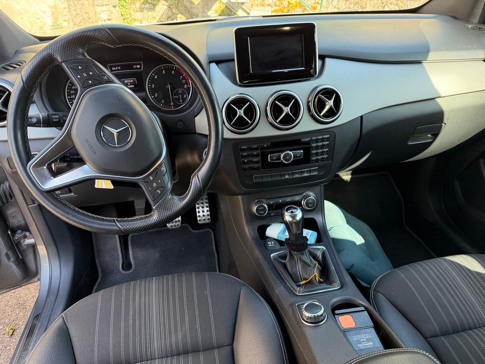 MERCEDES-BENZ B 200-image-5