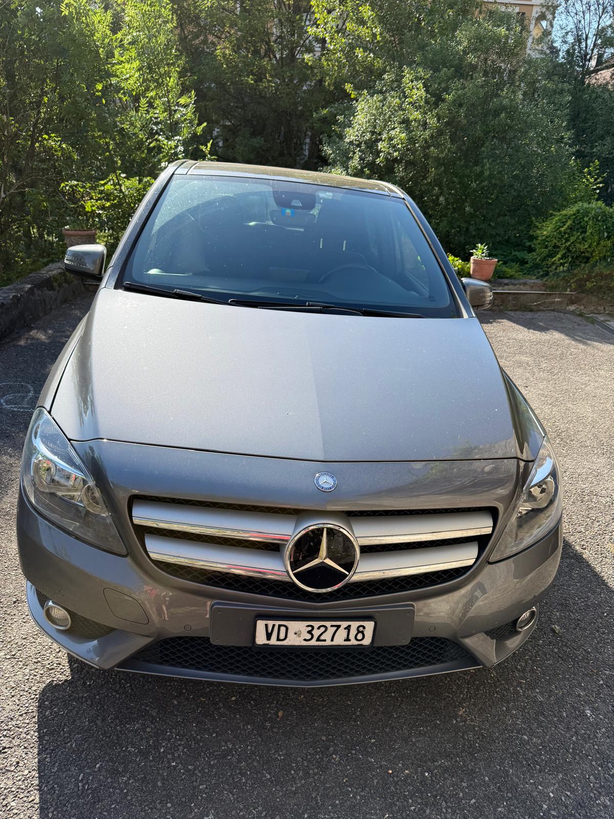 MERCEDES-BENZ B 200-image-3