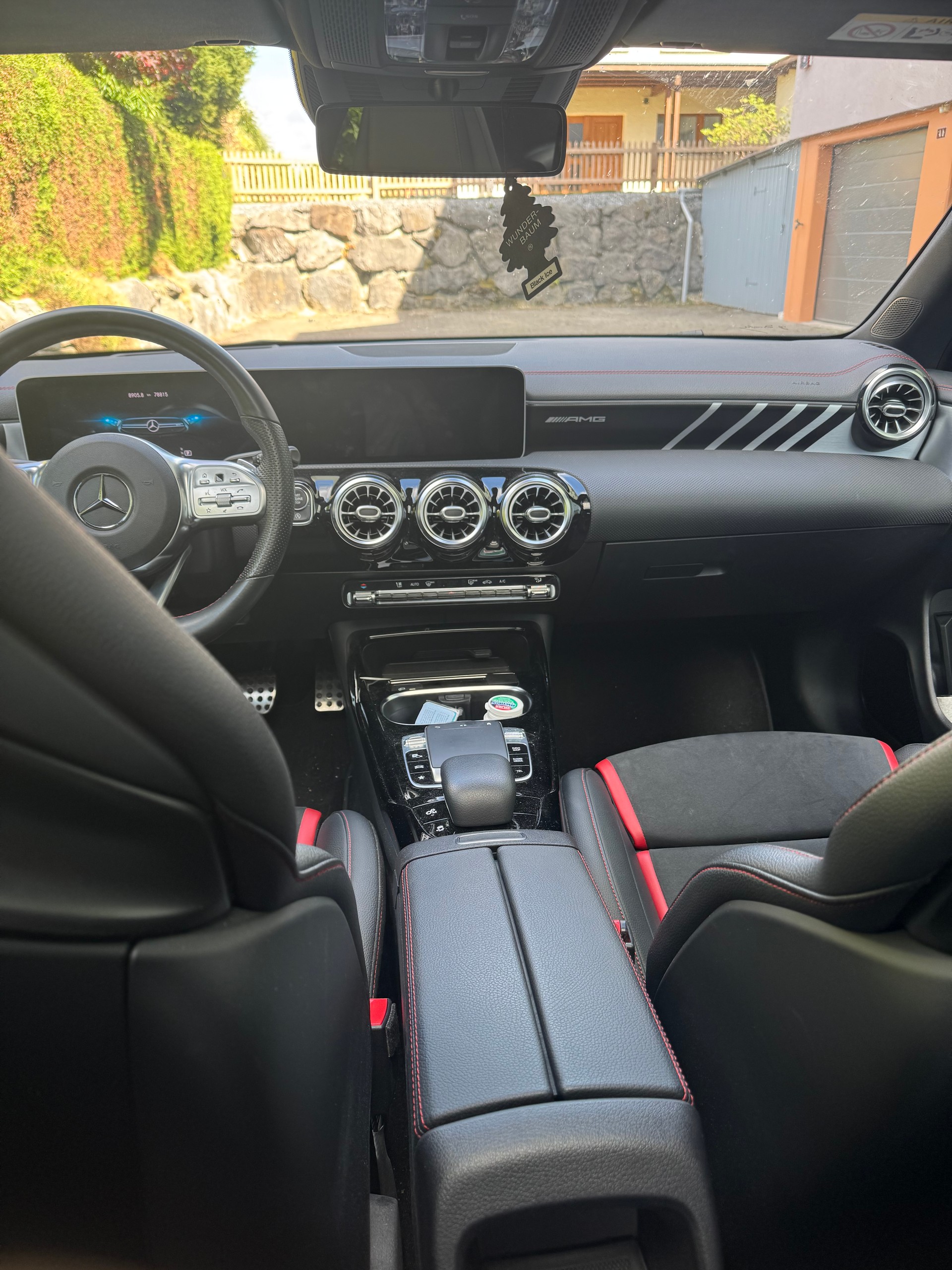 MERCEDES-BENZ CLA 35 AMG-image-3