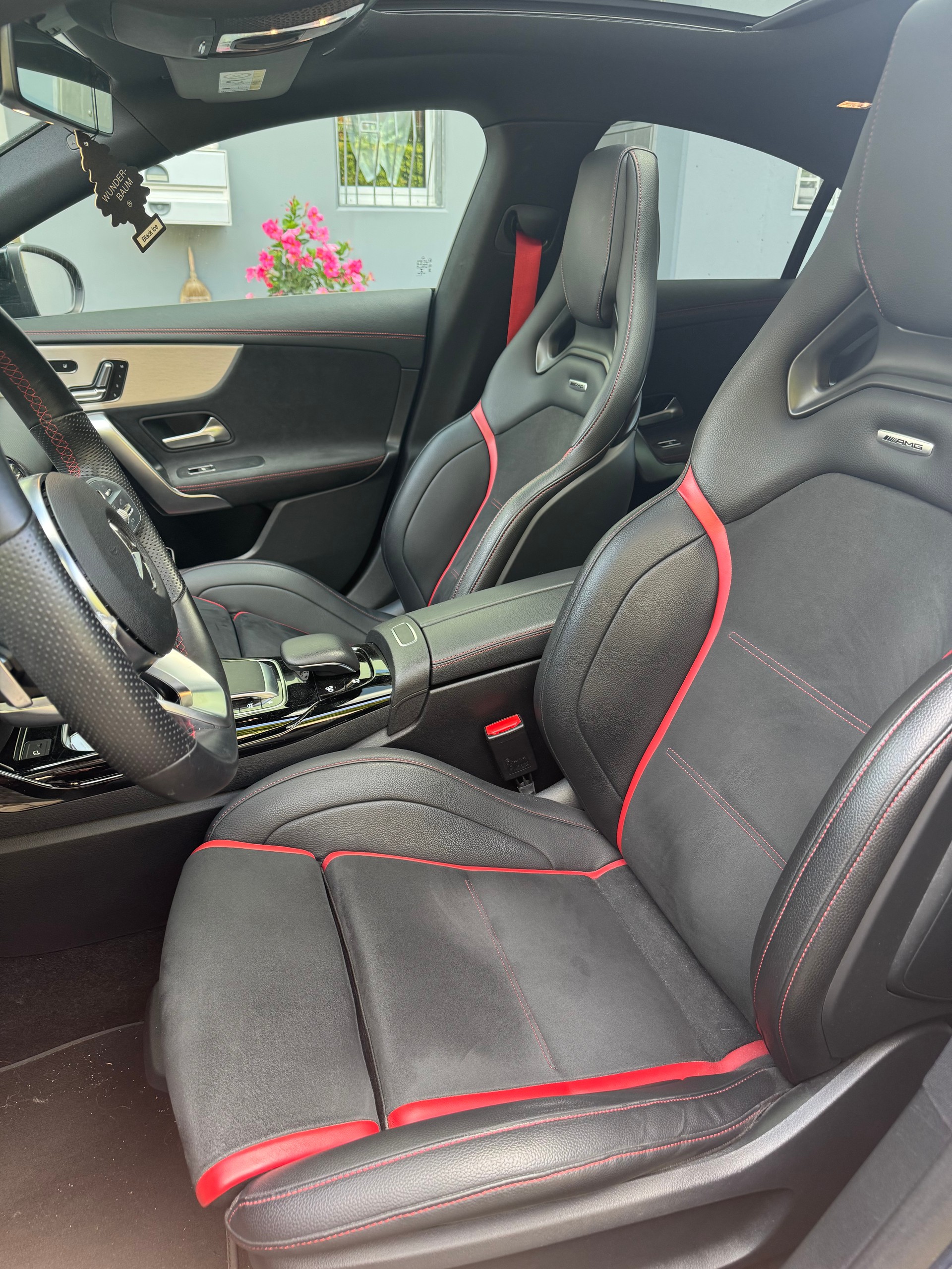 MERCEDES-BENZ CLA 35 AMG-image-5