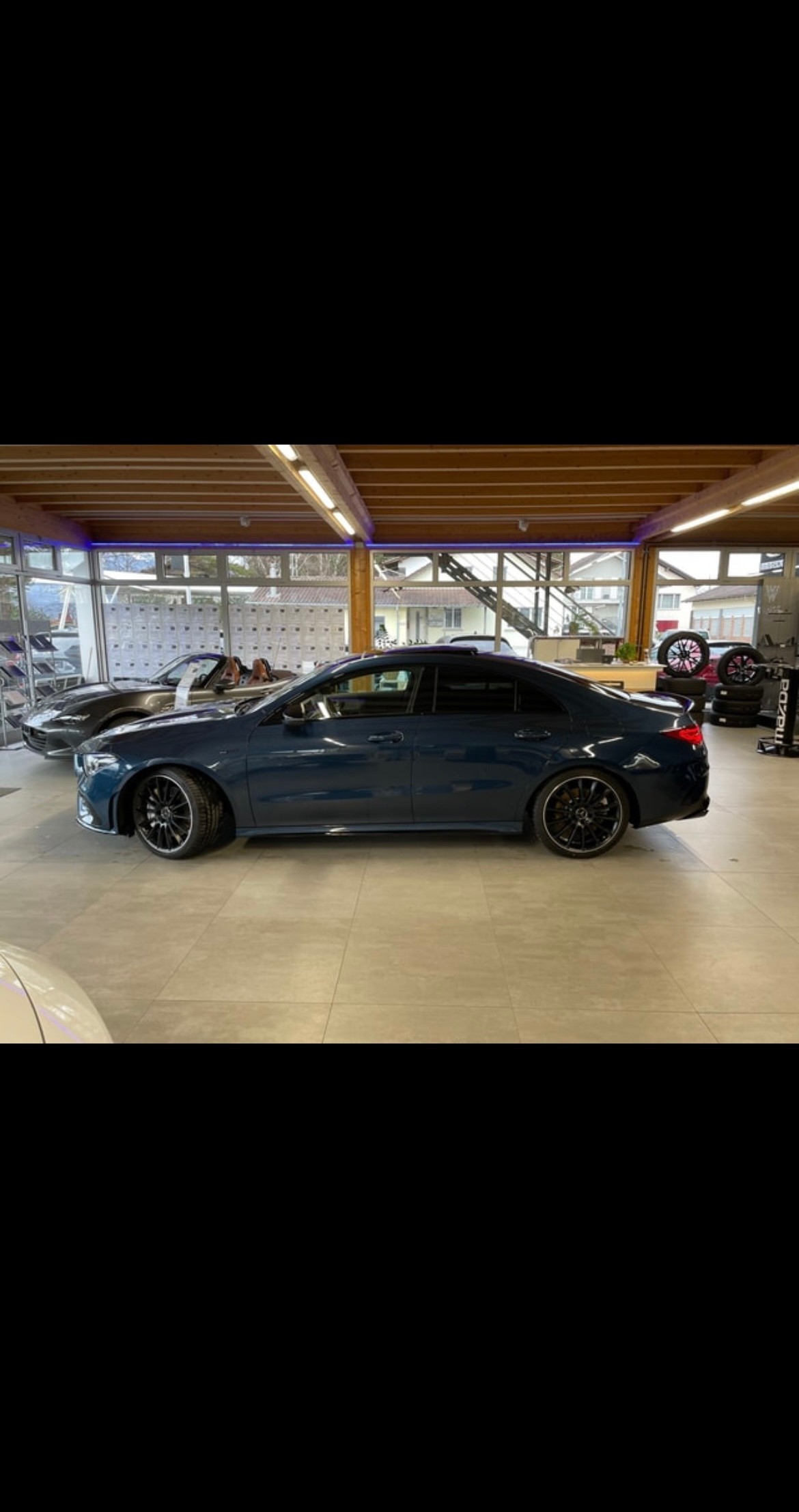 MERCEDES-BENZ CLA 35 AMG-image-1