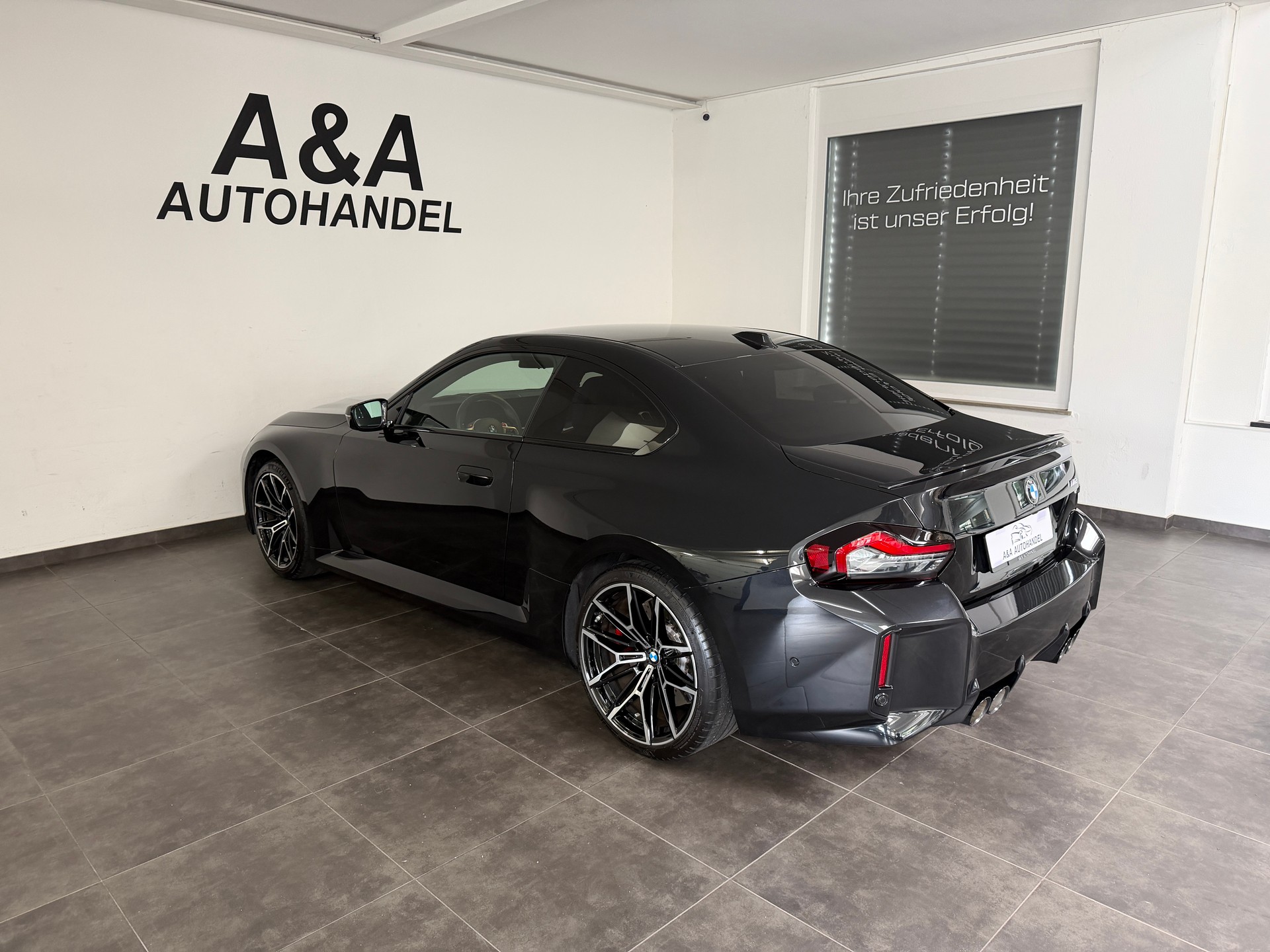 BMW M2 Steptronic-image-5