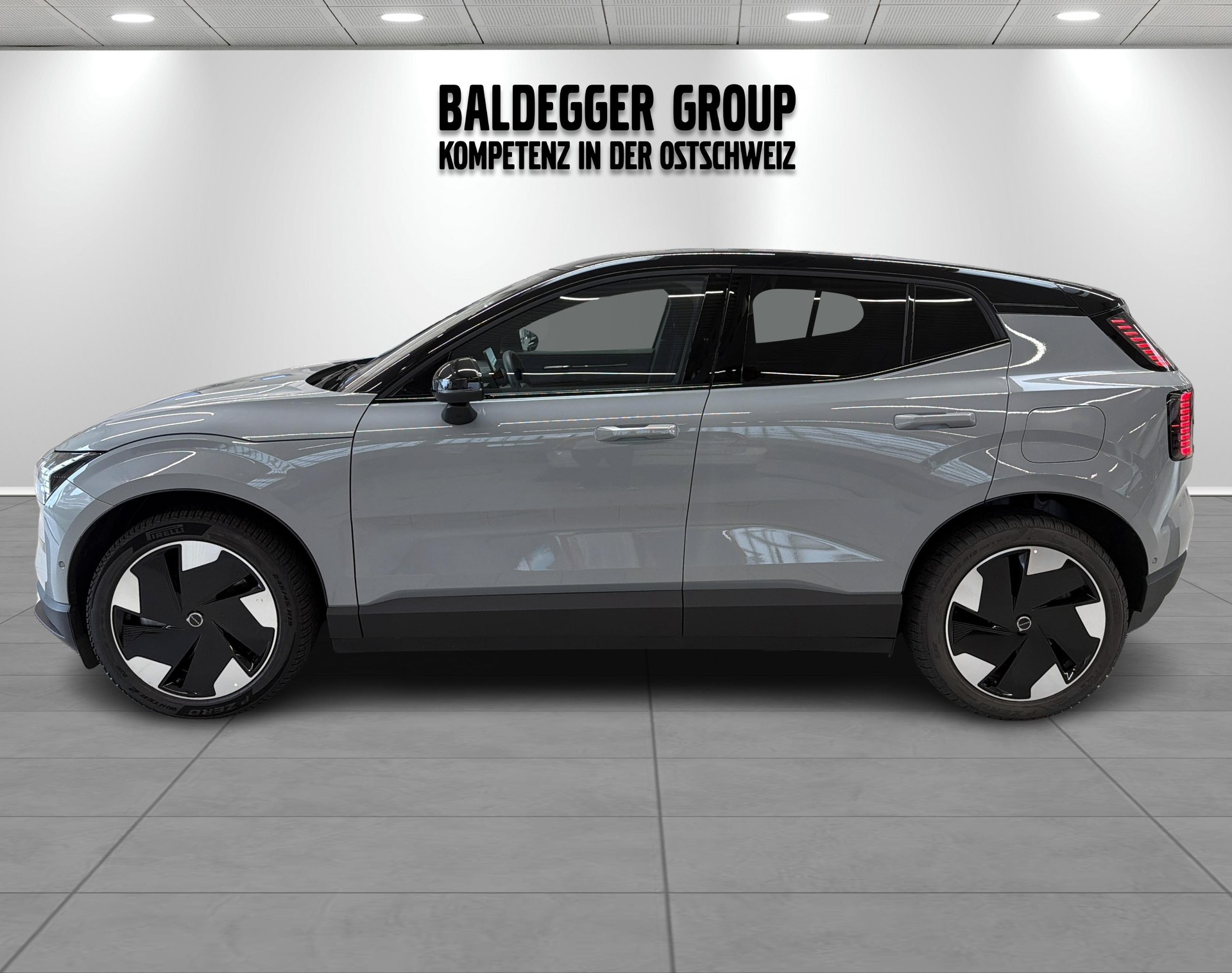 VOLVO EX 30 E60 Ultra-image-8