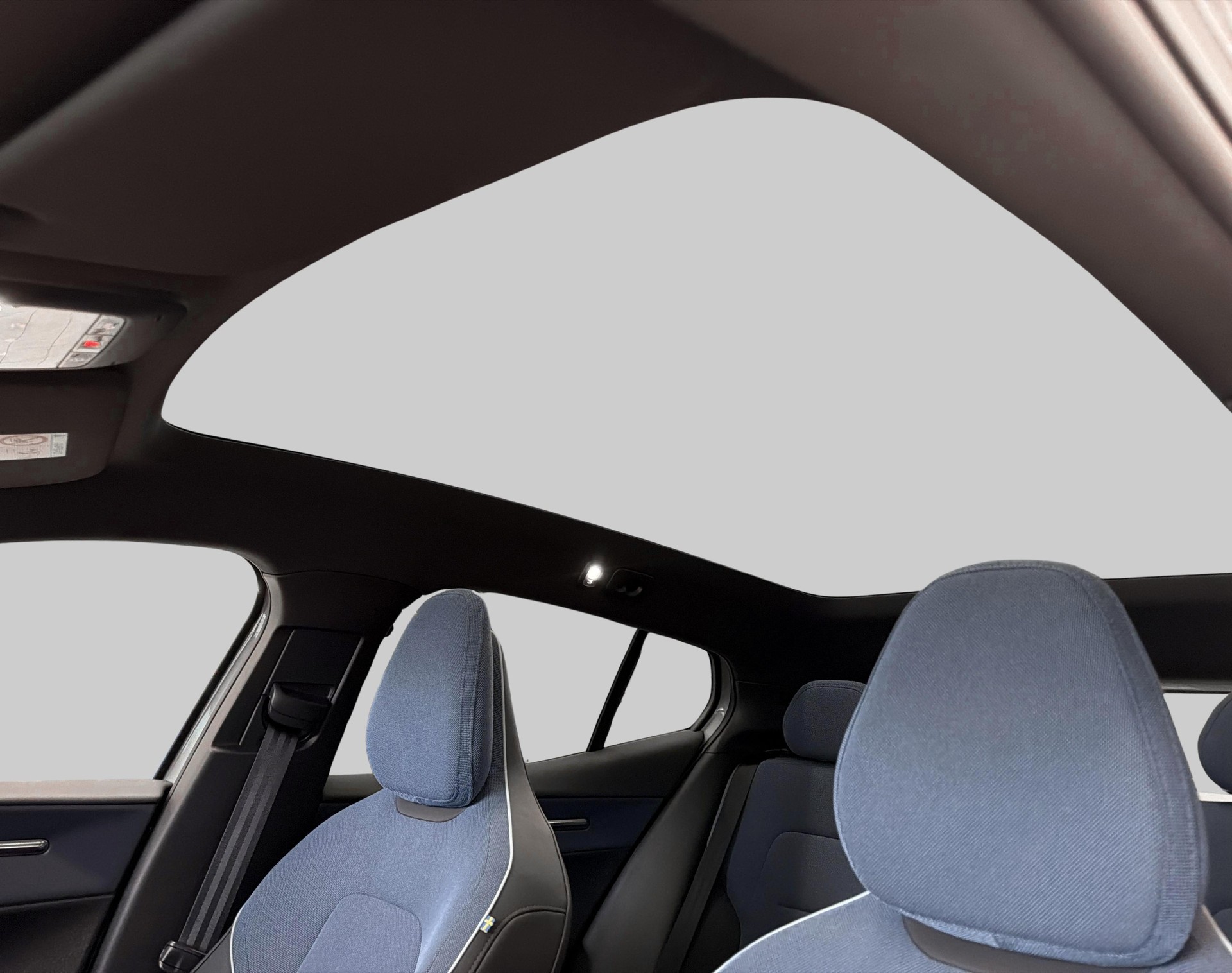 VOLVO EX 30 E60 Ultra-image-16