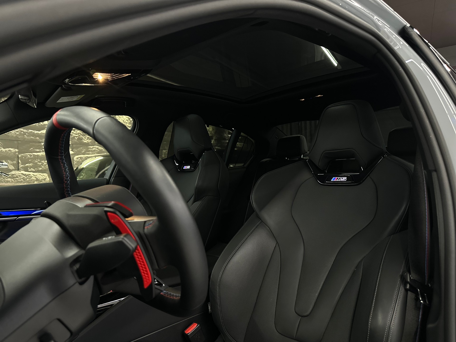 BMW M5 xDrive-image-6