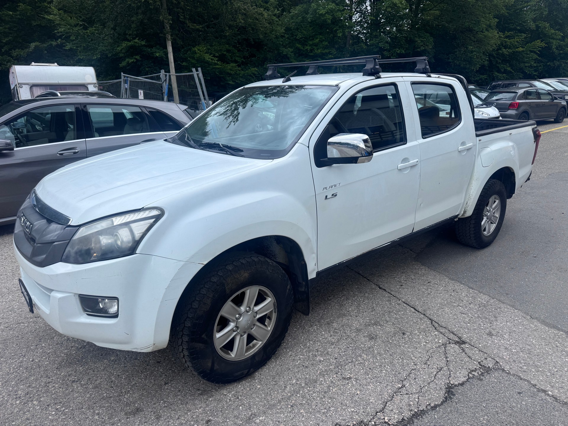 ISUZU D-MAX 2.5 Crew Cab Planet 4x4-image-0