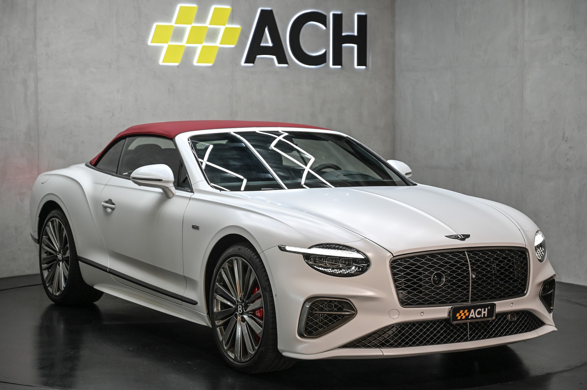BENTLEY Continental GTC 4.0 V8 Hybrid Speed First Edition-image-3