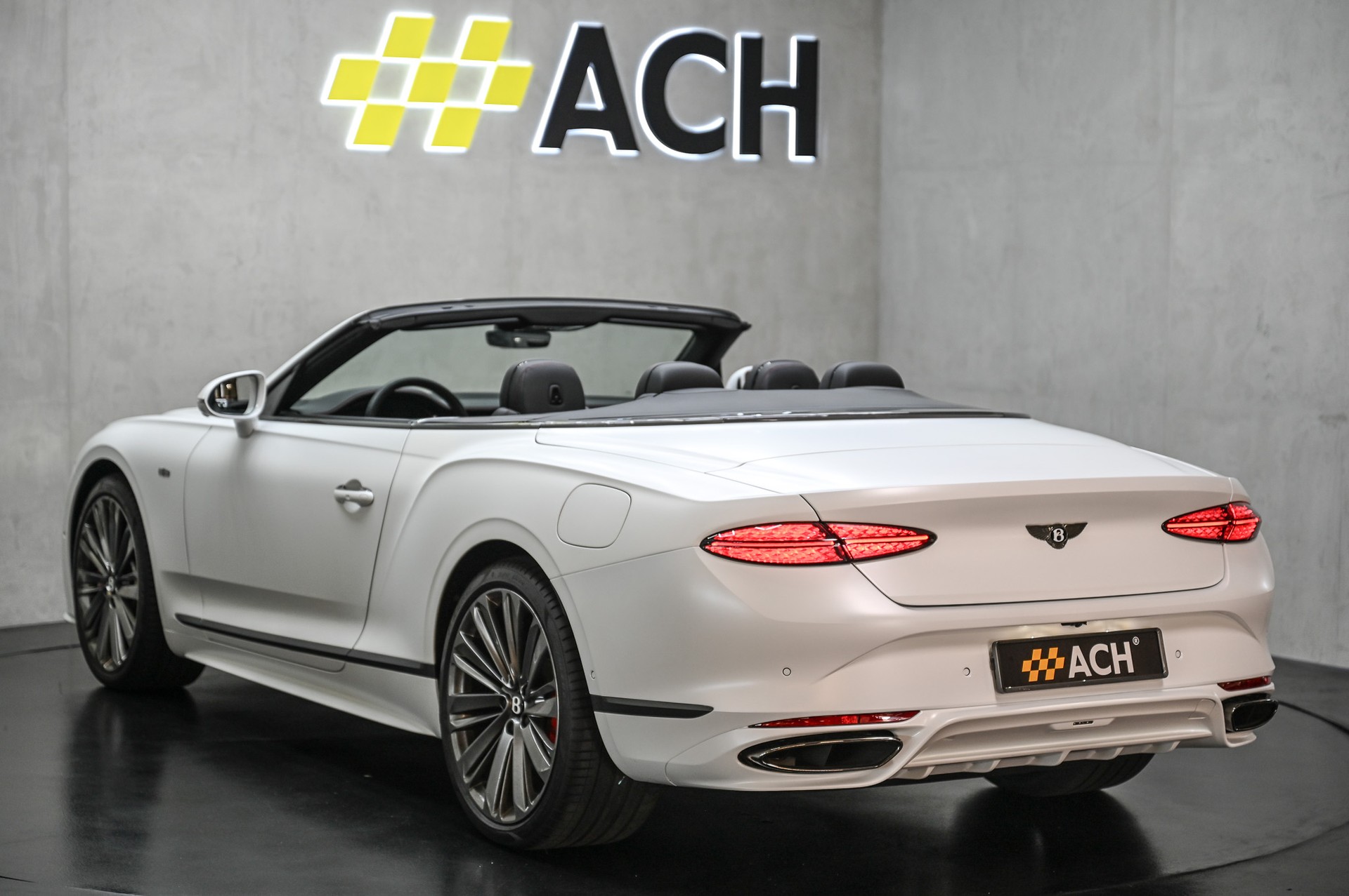 BENTLEY Continental GTC 4.0 V8 Hybrid Speed First Edition-image-9