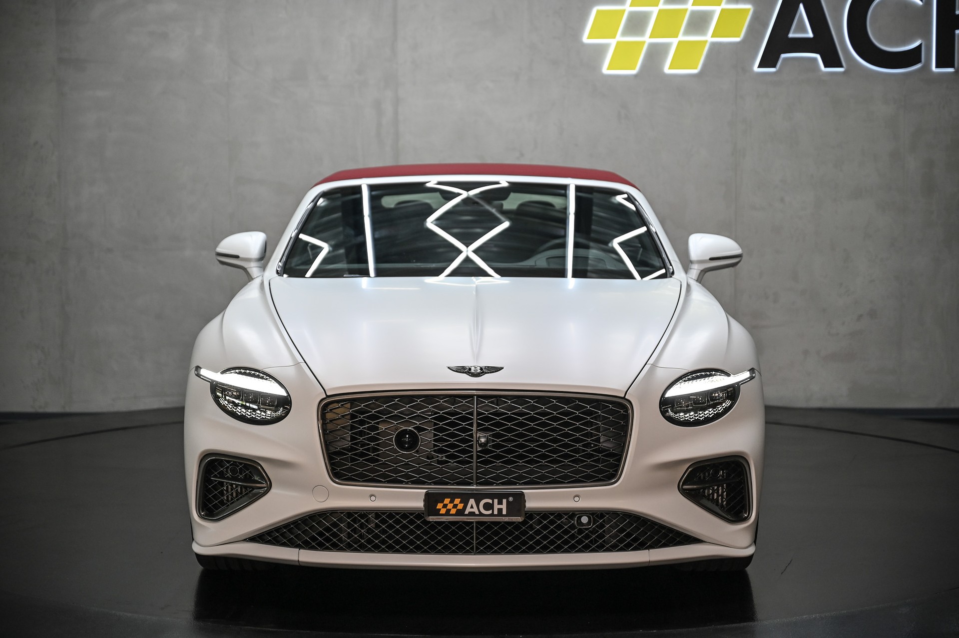 BENTLEY Continental GTC 4.0 V8 Hybrid Speed First Edition-image-4