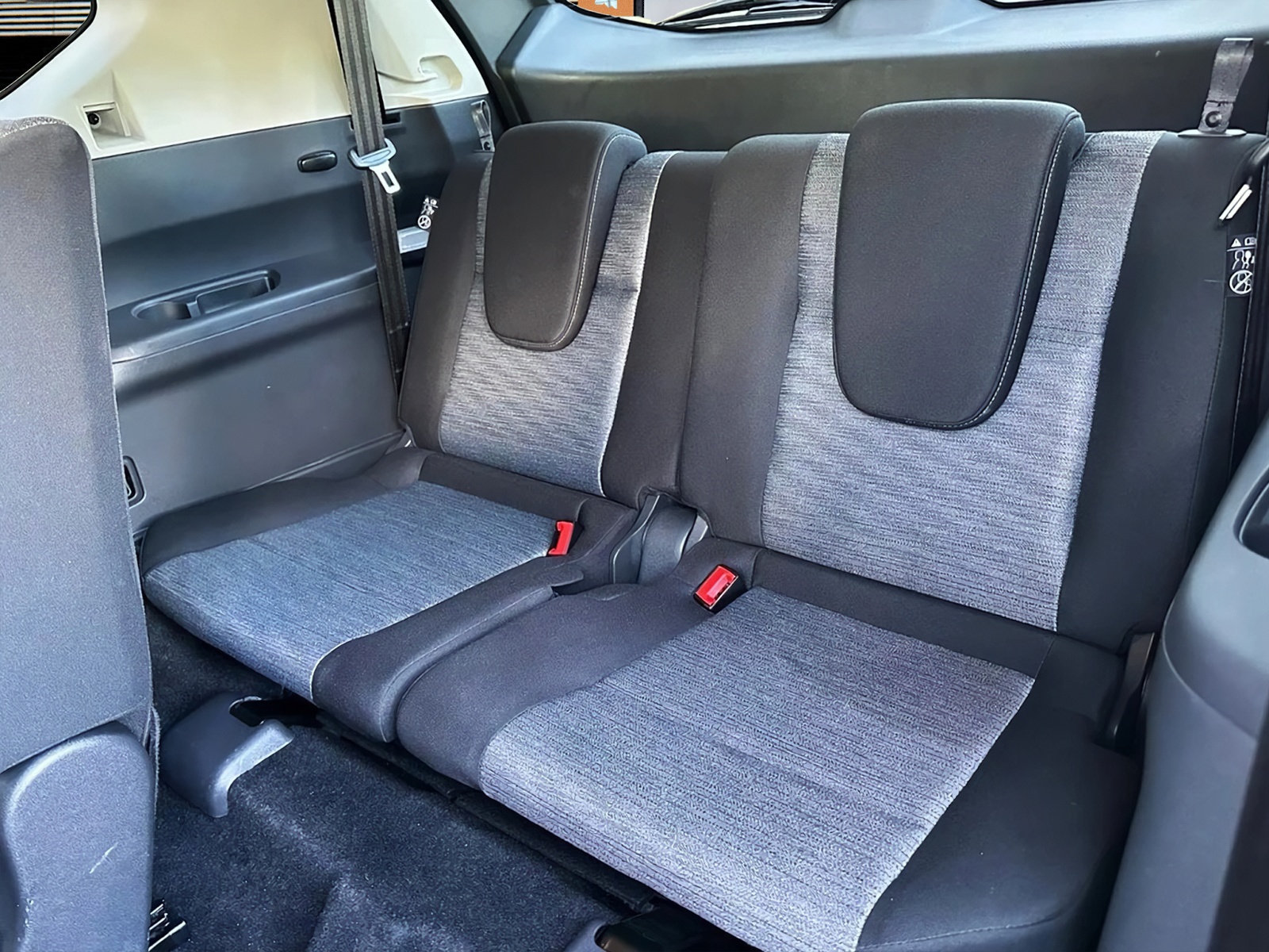 NISSAN X-Trail 1.5 VC-T N-Connecta e-4orce 7Plätzer-image-11