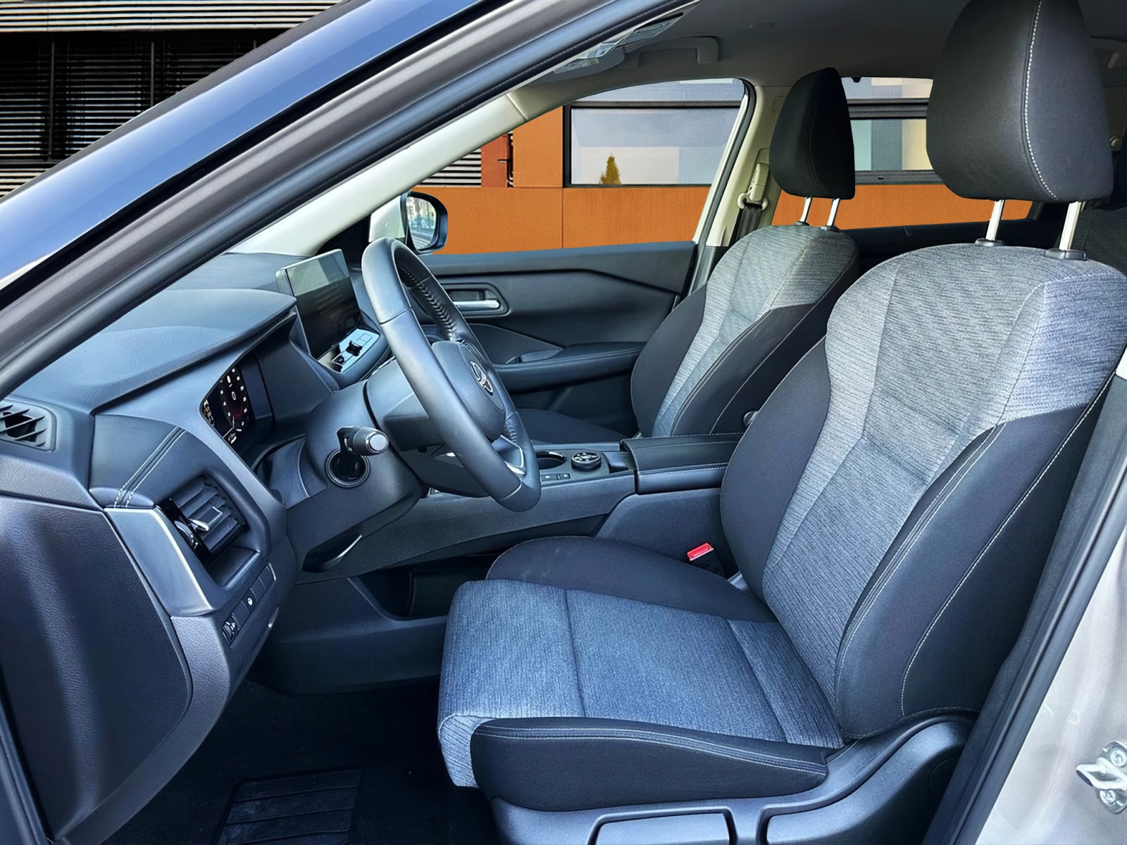 NISSAN X-Trail 1.5 VC-T N-Connecta e-4orce 7Plätzer-image-7