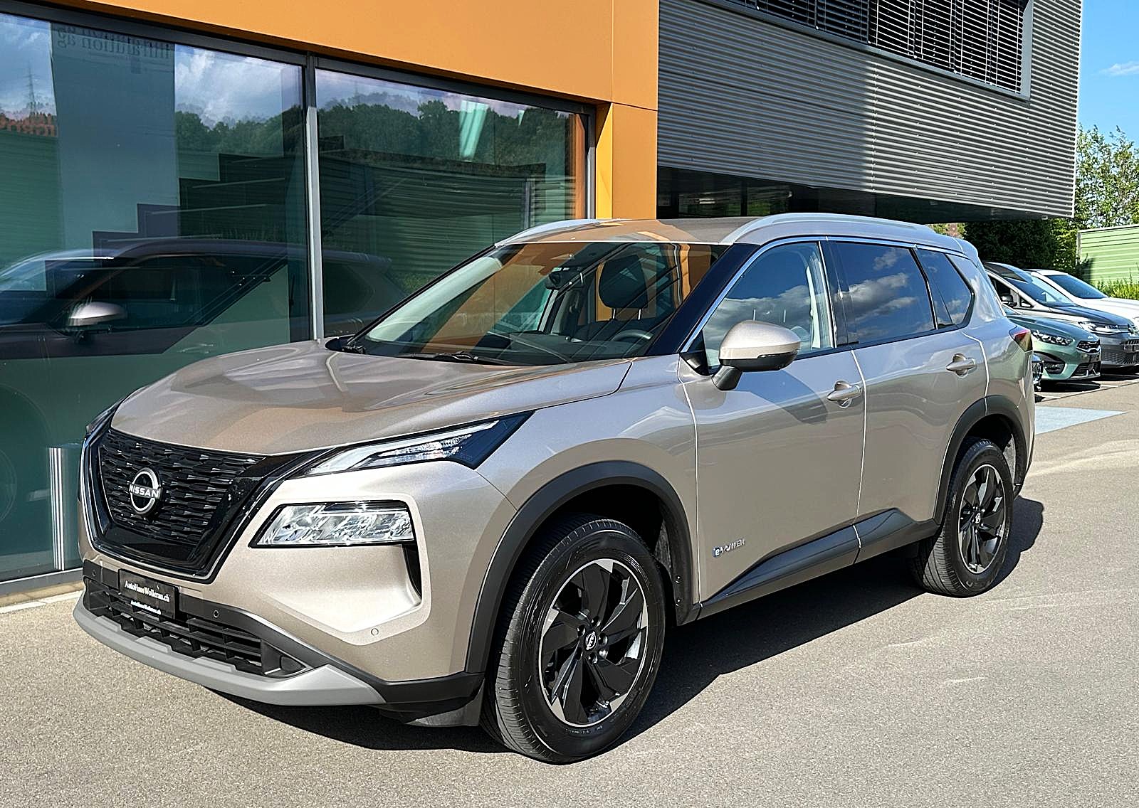 NISSAN X-Trail 1.5 VC-T N-Connecta e-4orce 7Plätzer-image-1