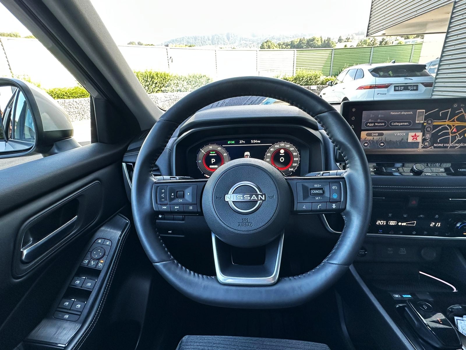 NISSAN X-Trail 1.5 VC-T N-Connecta e-4orce 7Plätzer-image-10