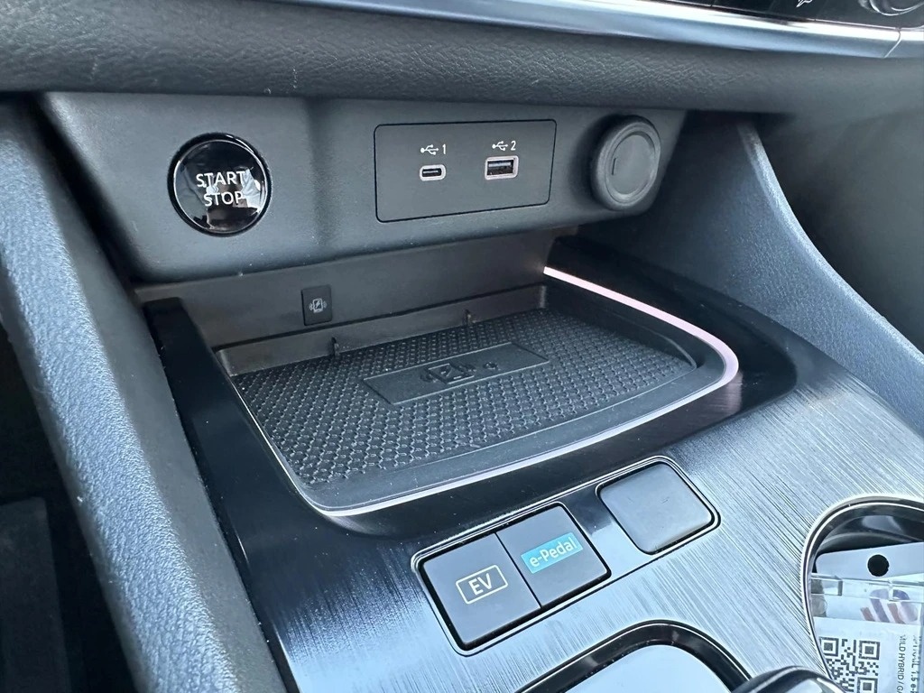NISSAN X-Trail 1.5 VC-T N-Connecta e-4orce 7Plätzer-image-16