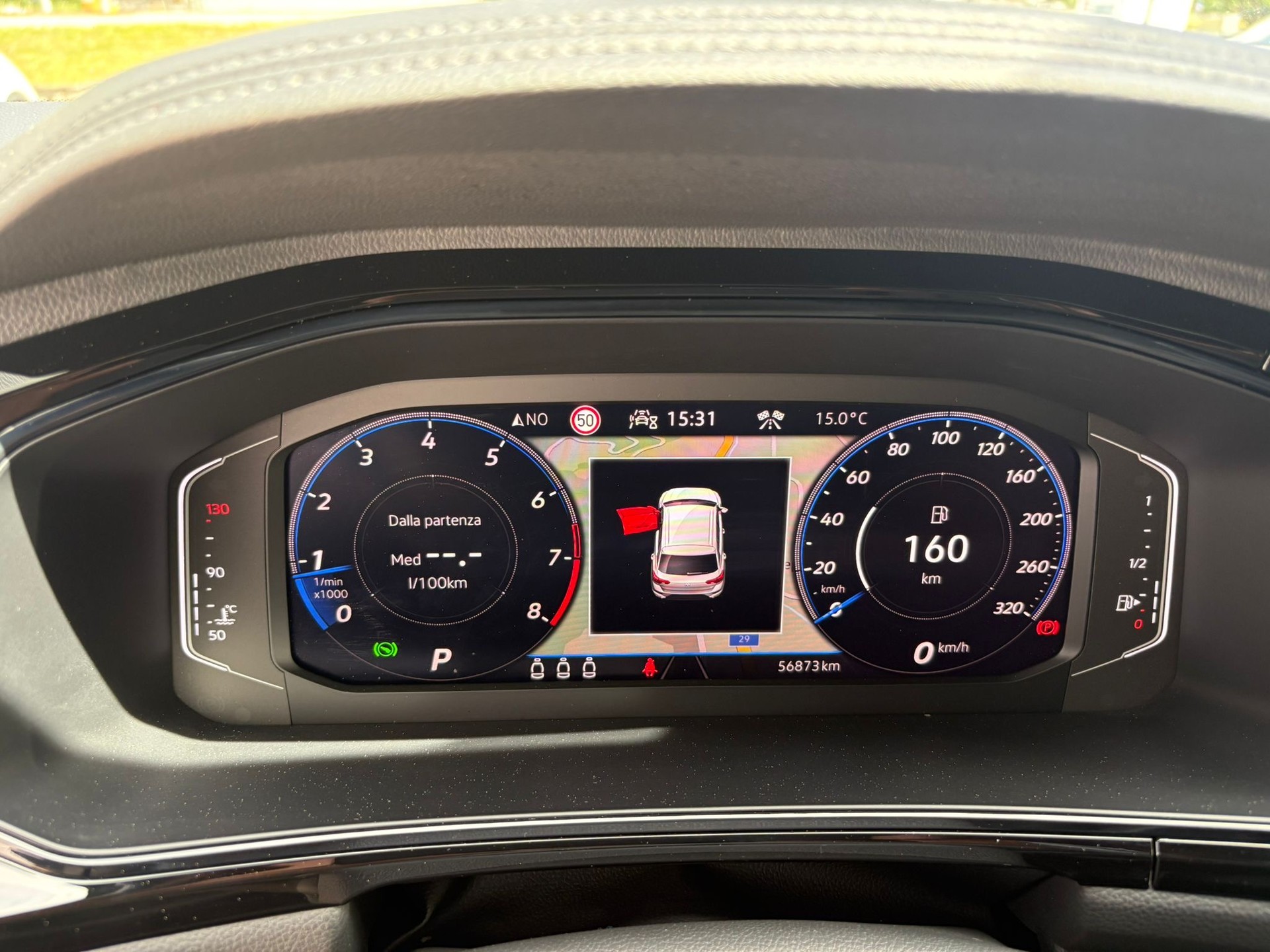 VW T-Roc 2.0 TSI R DSG 4Motion-image-6
