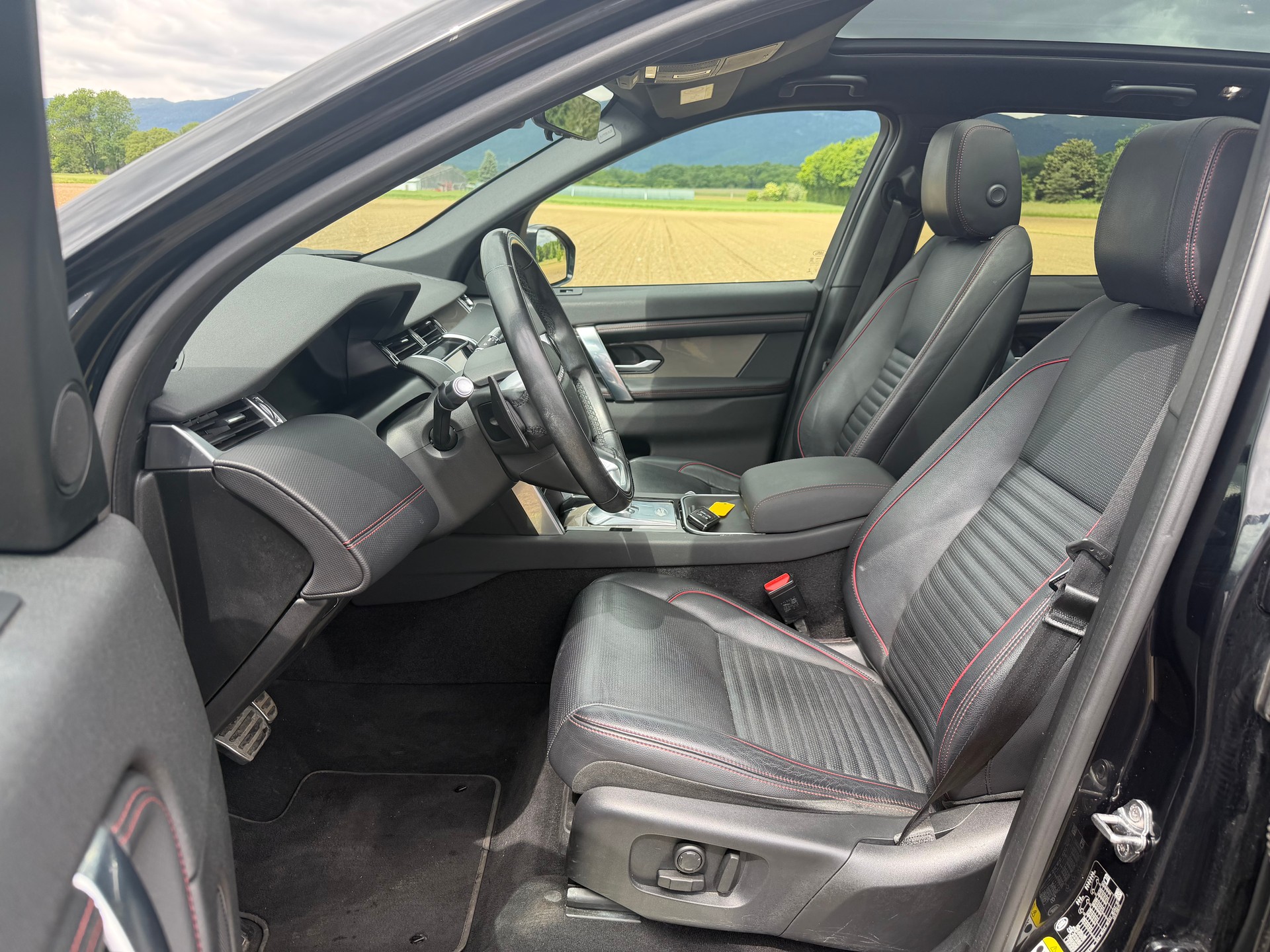 LAND ROVER Discovery Sport R Dyn P200 2.0 Si4 MHEV HSE AT9-image-12