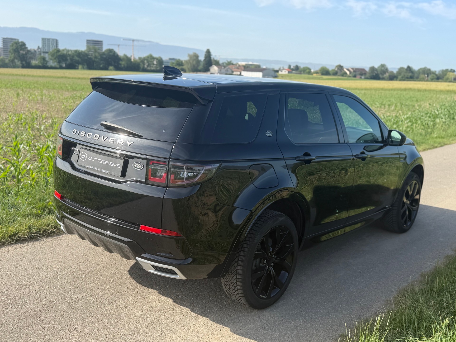LAND ROVER Discovery Sport R Dyn P200 2.0 Si4 MHEV HSE AT9-image-7