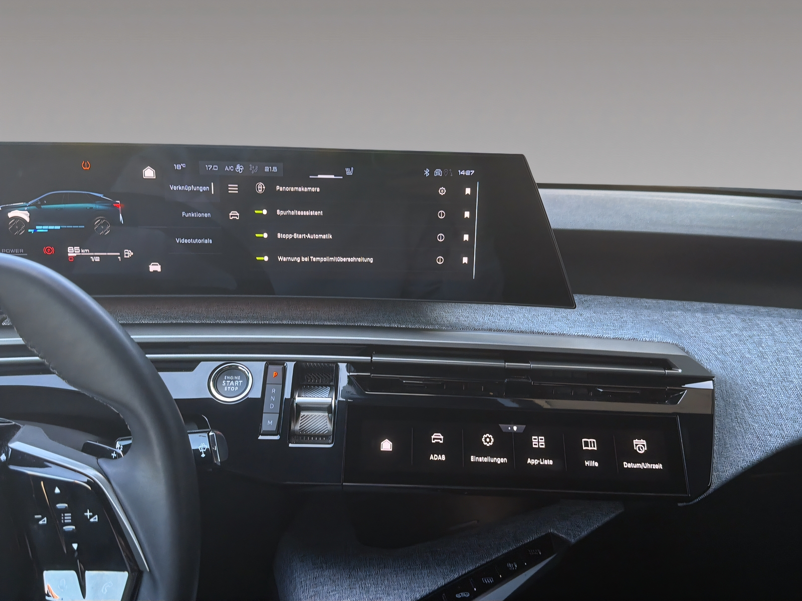PEUGEOT 3008 1.2 Hybrid Allure-image-11