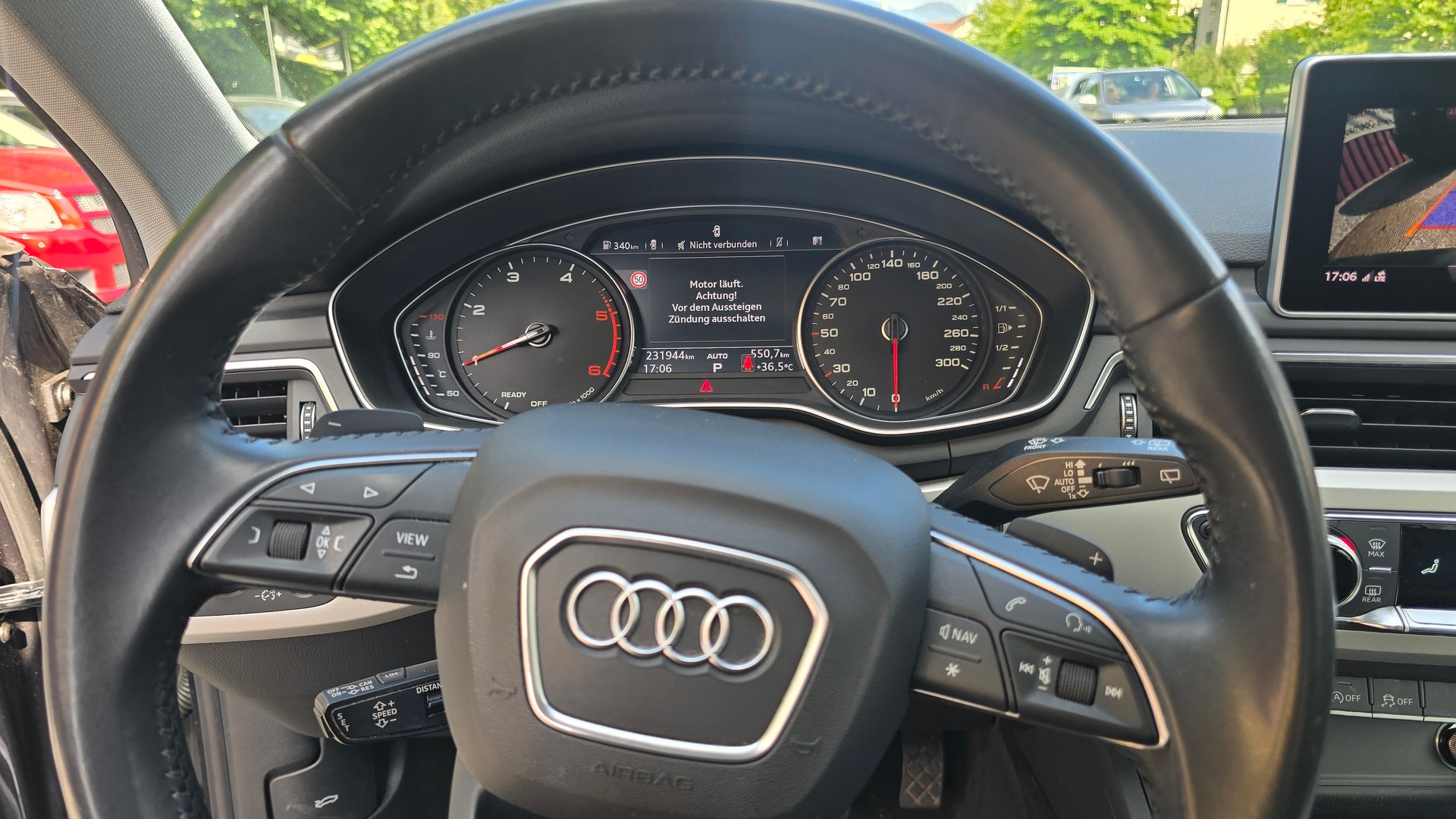 AUDI A4 Avant 40 TDI quattro S-tronic-image-14