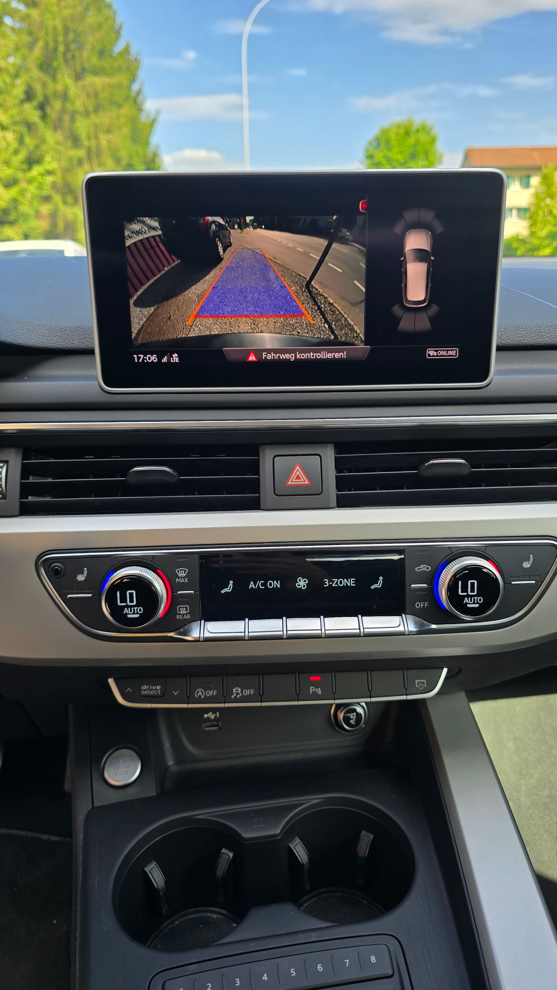 AUDI A4 Avant 40 TDI quattro S-tronic-image-16