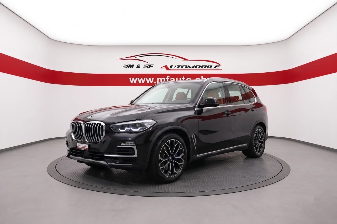BMW X5 30d xDrive 7 PLÄTZER CH FAHRZEUG-image-0