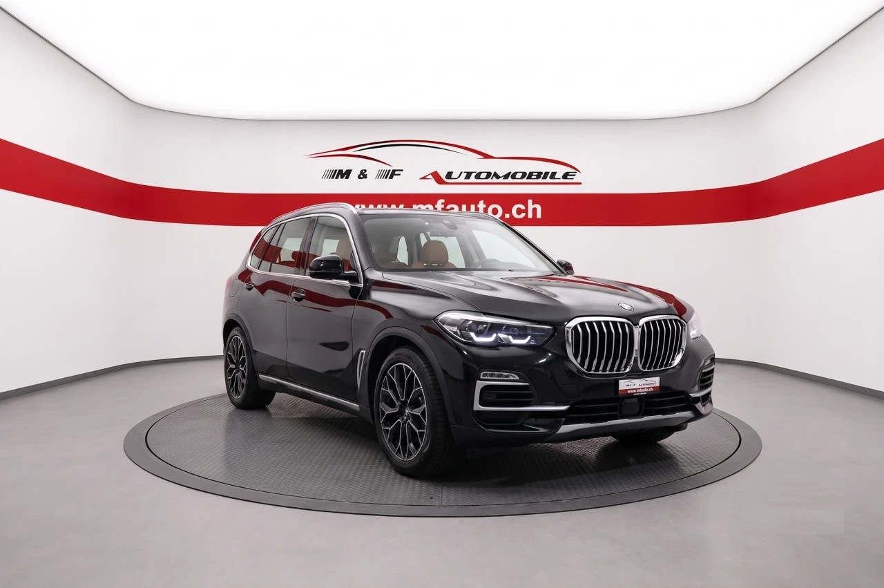 BMW X5 30d xDrive 7 PLÄTZER CH FAHRZEUG-image-2