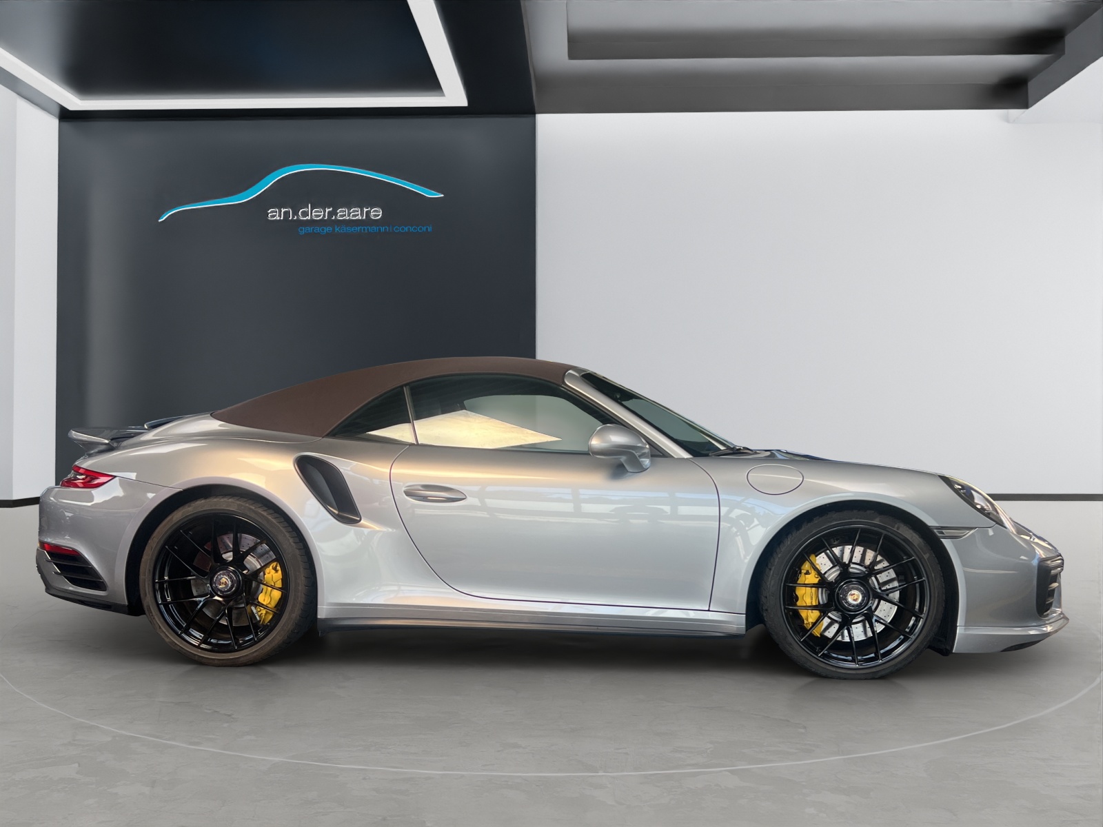 PORSCHE 911 Turbo Cabrio PDK-image-3