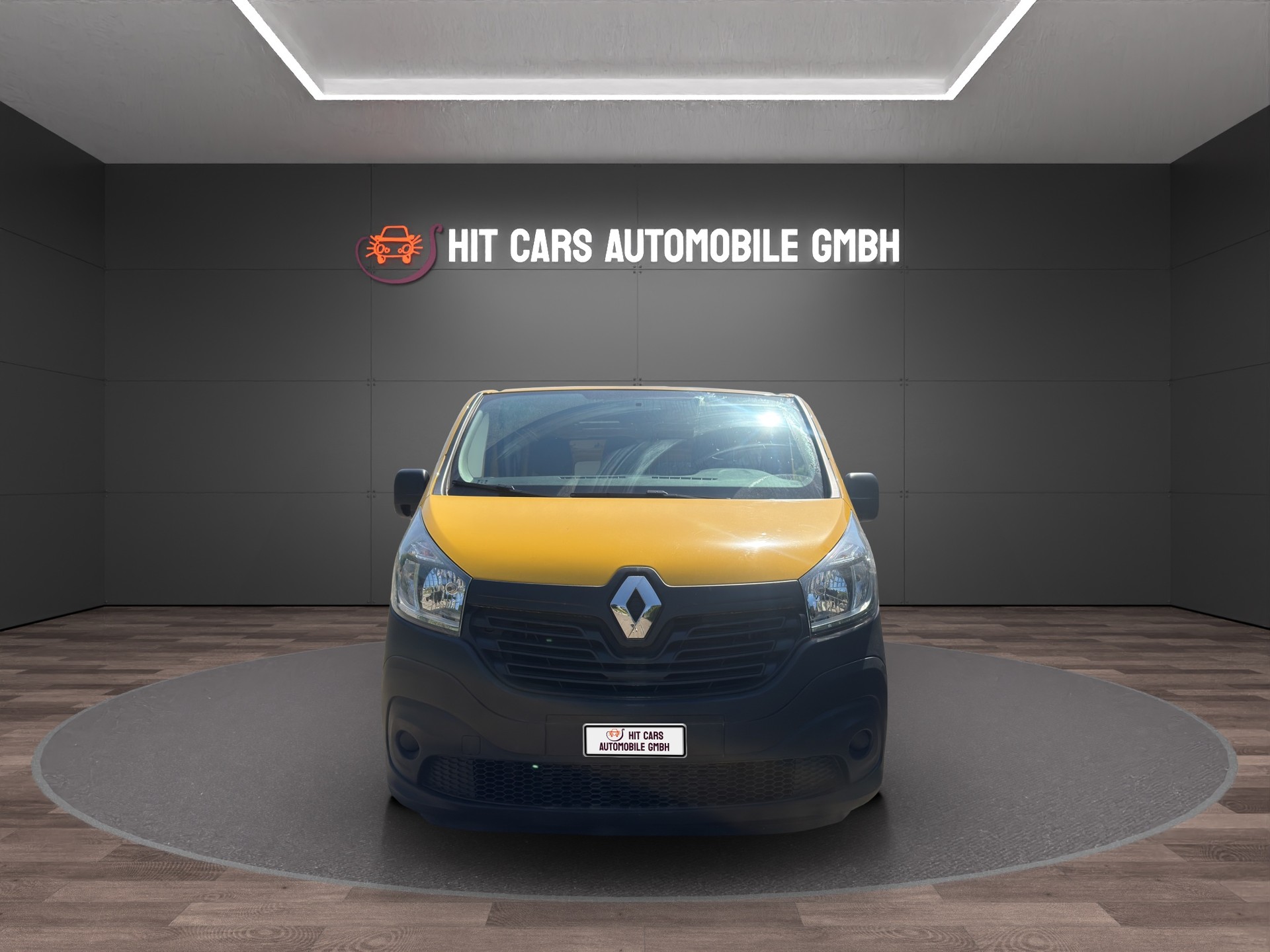 RENAULT TRAFIC-image-1