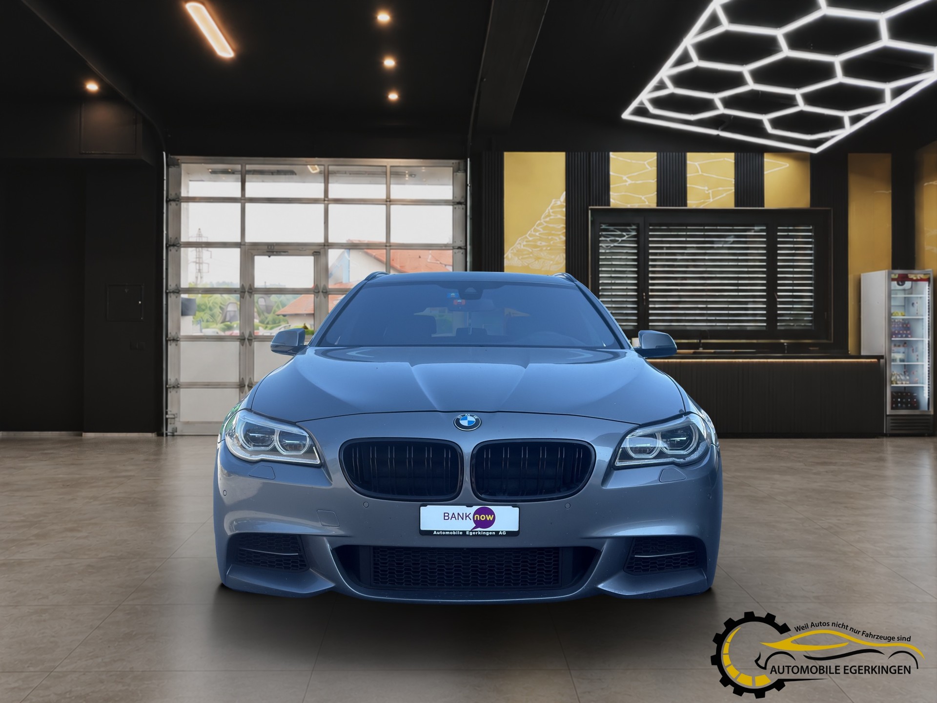 BMW M 550d xDrive Touring-image-1