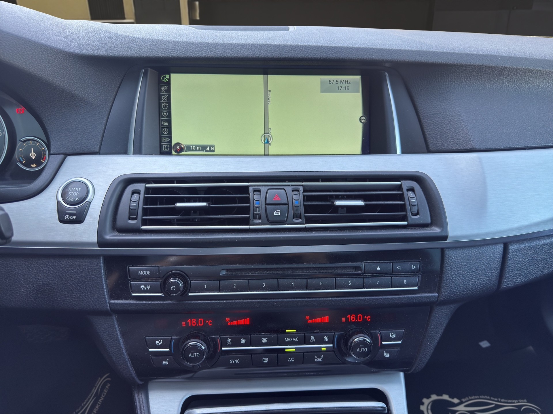 BMW M 550d xDrive Touring-image-14