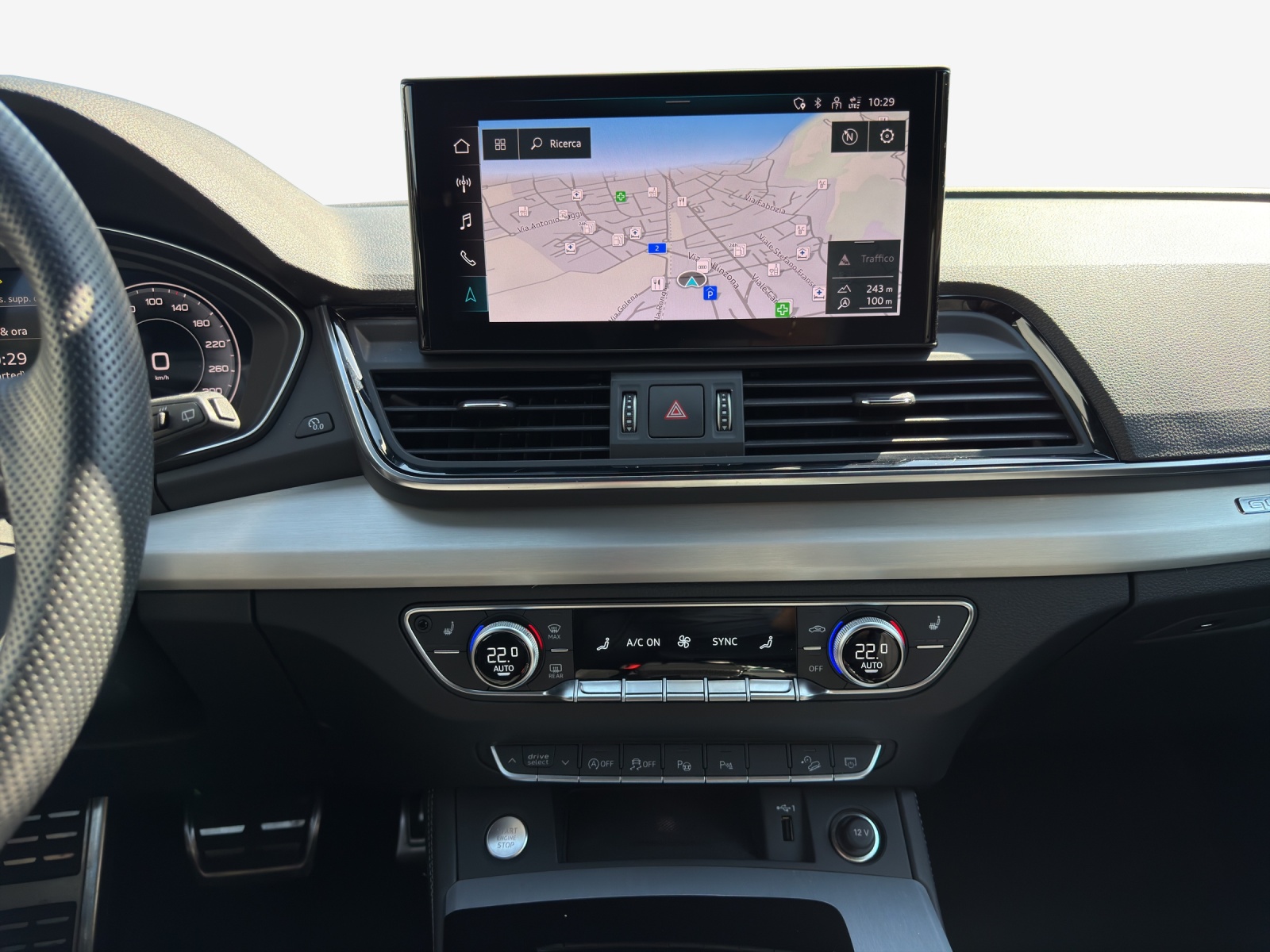 AUDI Q5 Sportback 40 TDI Blackedition quattro S-tronic-image-10