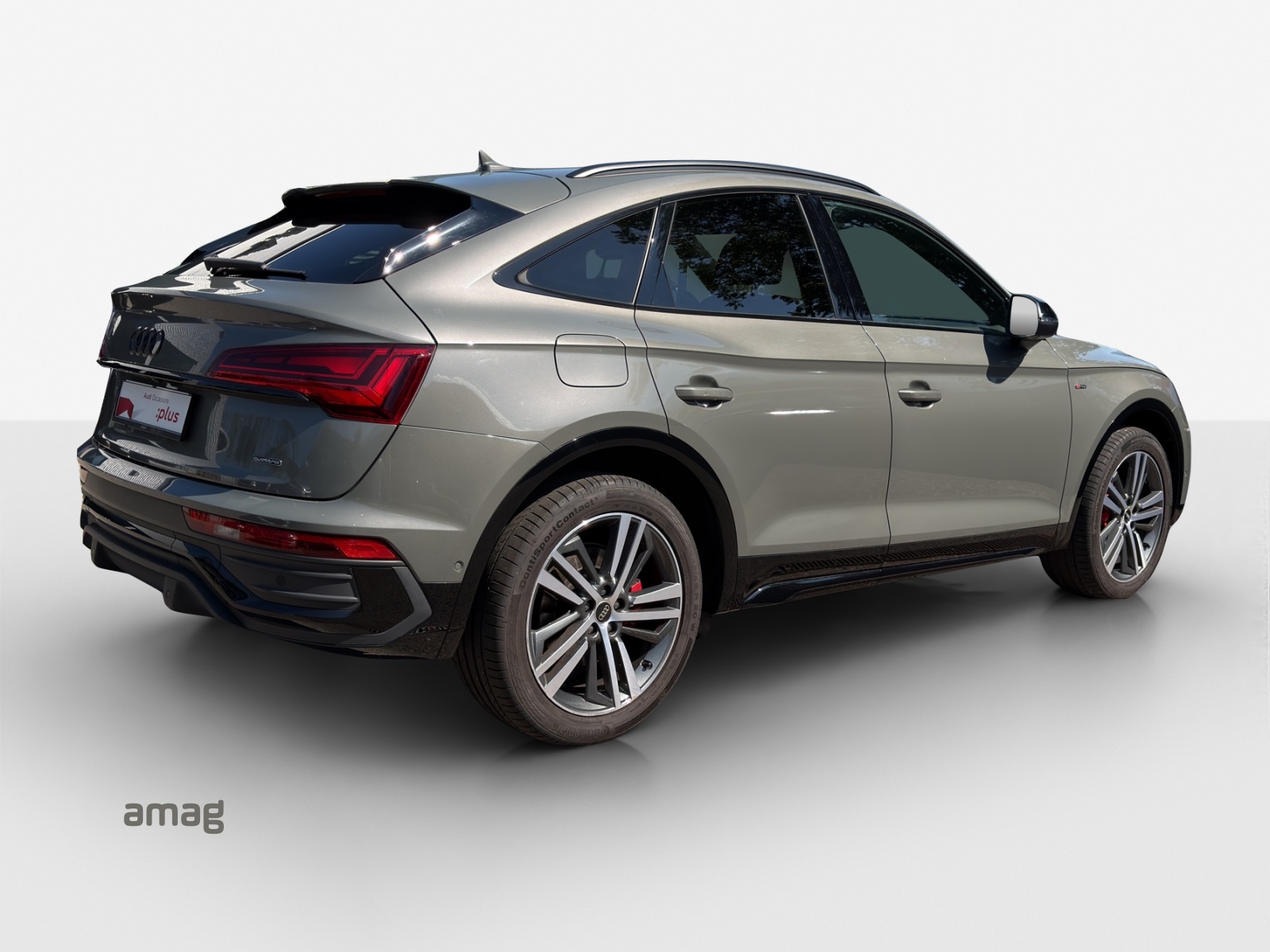 AUDI Q5 Sportback 40 TDI Blackedition quattro S-tronic-image-4
