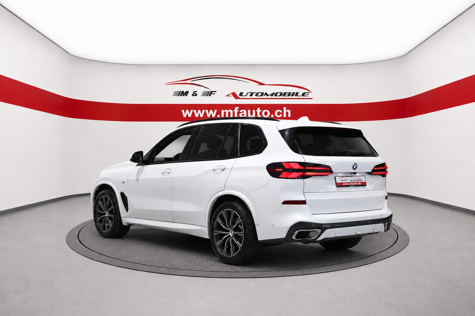 BMW X5 30d xDrive SAG M-Sport CH FAHRZEUG-showroom-element-3