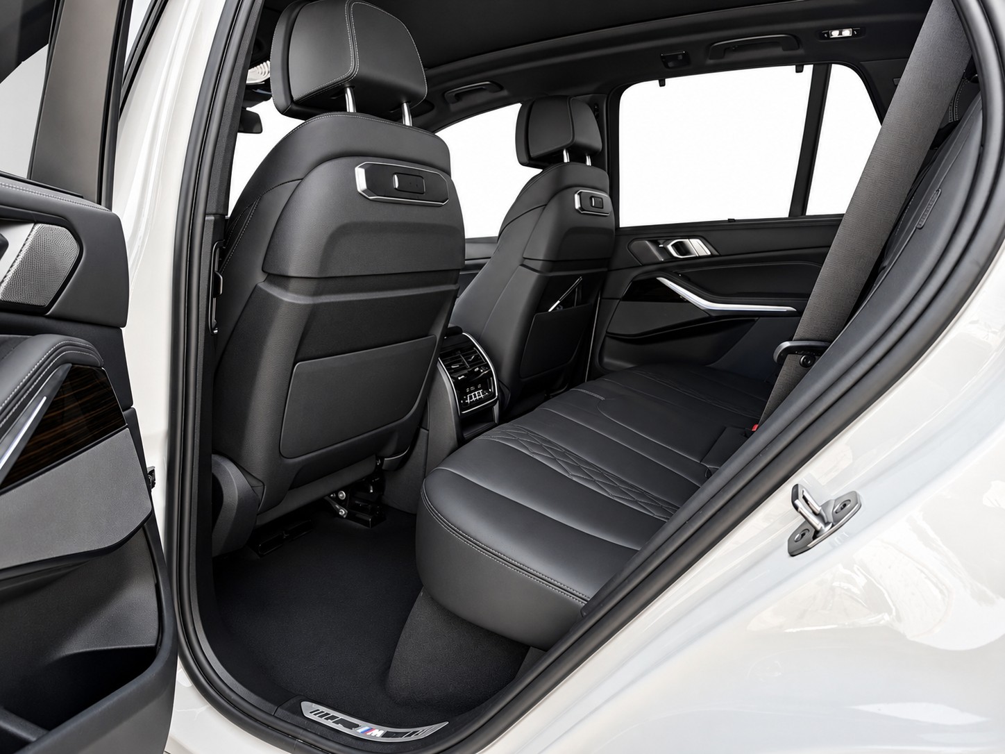 BMW X5 30d xDrive SAG M-Sport CH FAHRZEUG-image-12