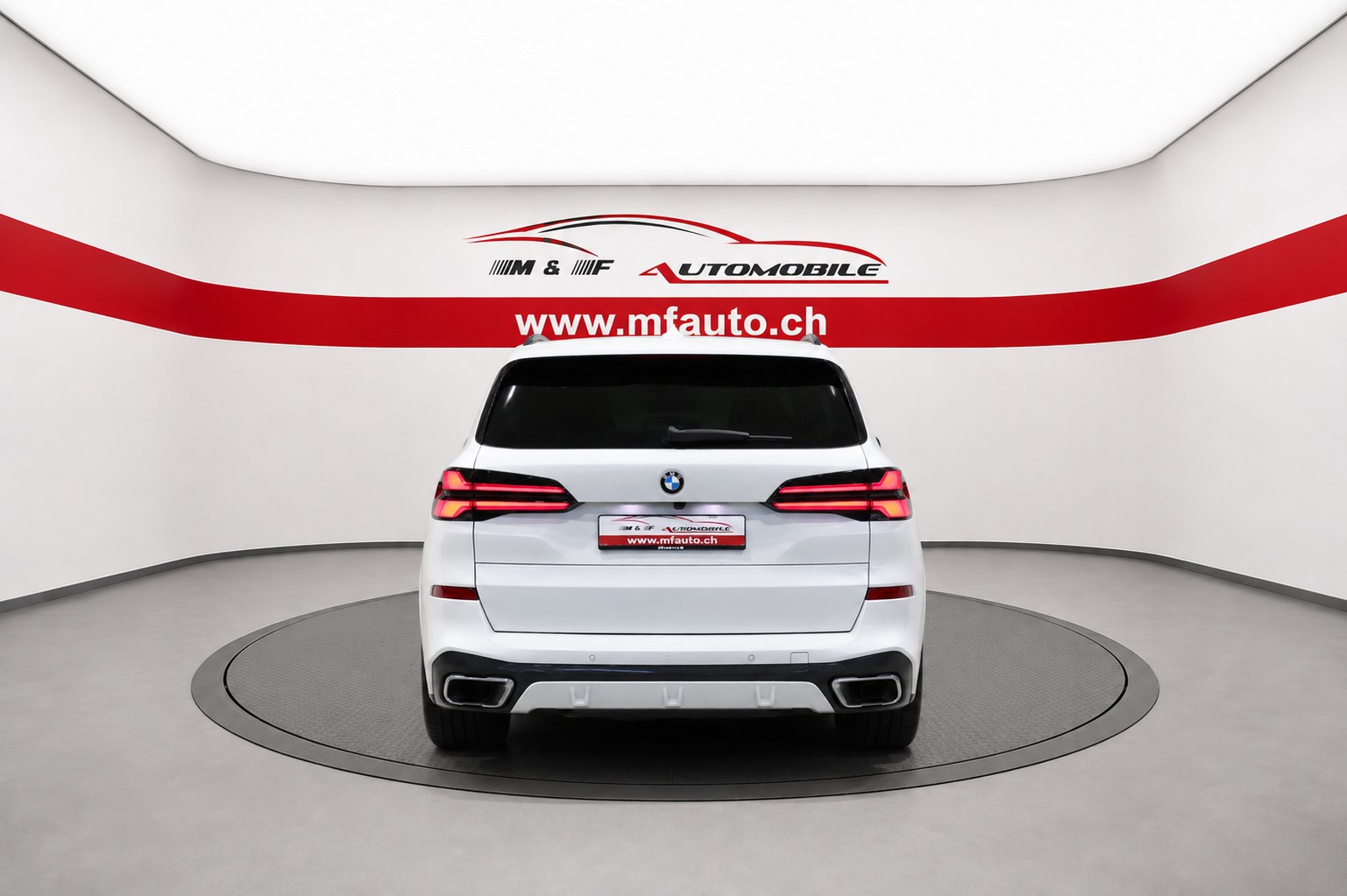 BMW X5 30d xDrive SAG M-Sport CH FAHRZEUG-image-4