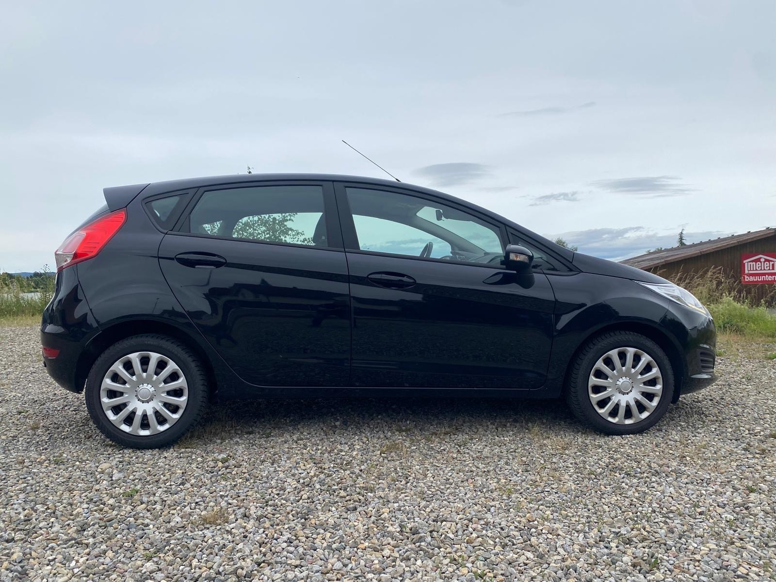 FORD Fiesta 1.0 SCTi Titanium-image-2