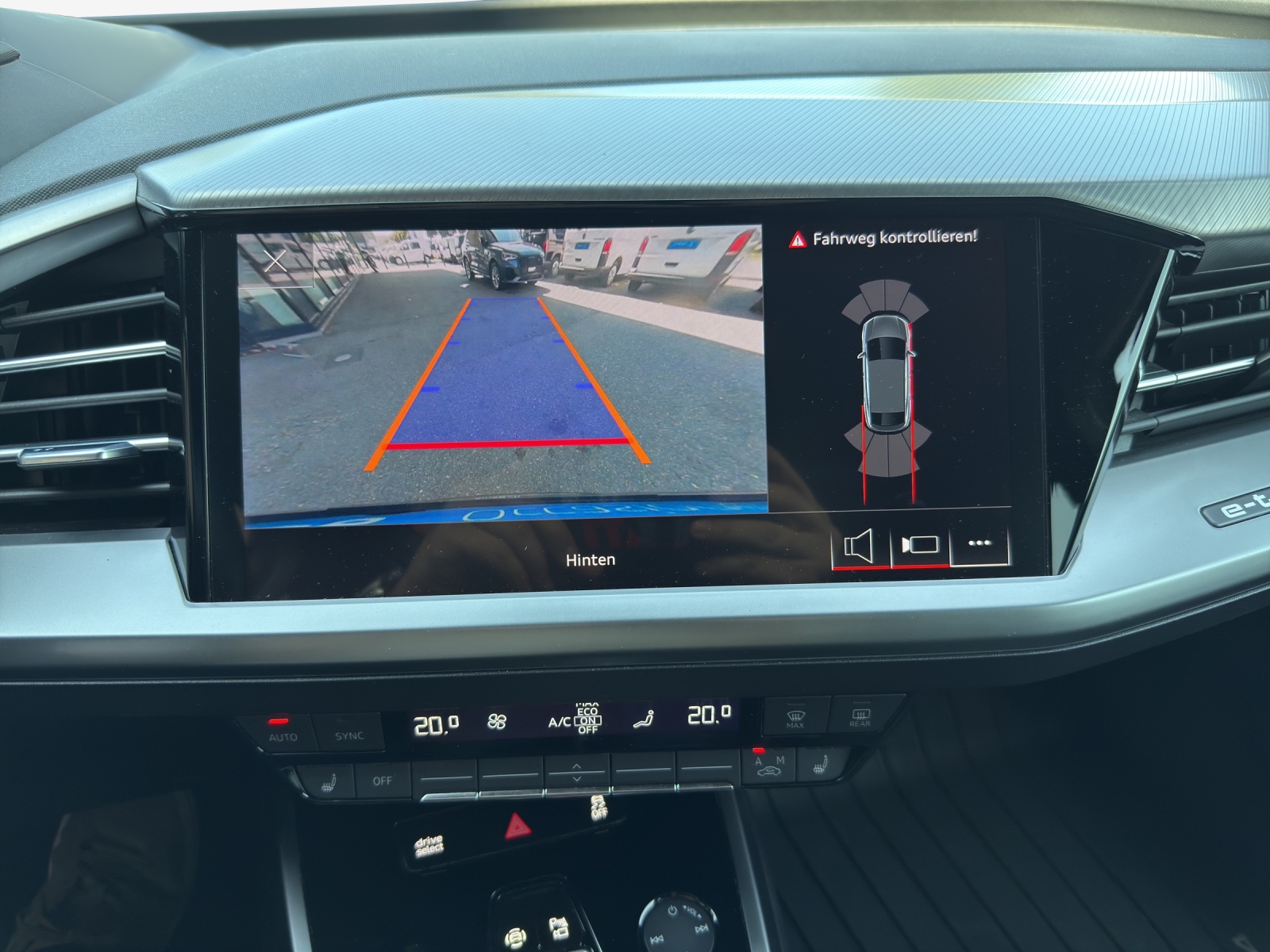AUDI Q4 Sportback e-tron 50 quattro-image-16