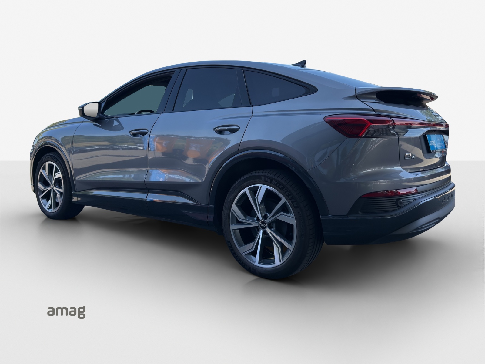AUDI Q4 Sportback e-tron 50 quattro-image-2