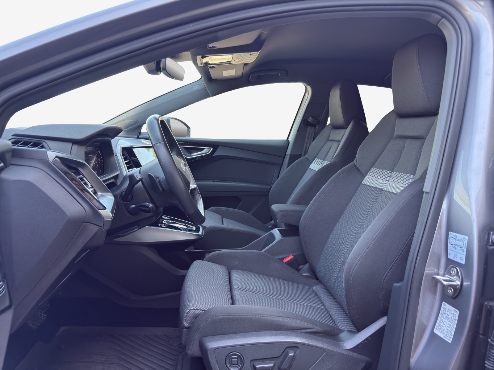 AUDI Q4 Sportback e-tron 50 quattro-image-8