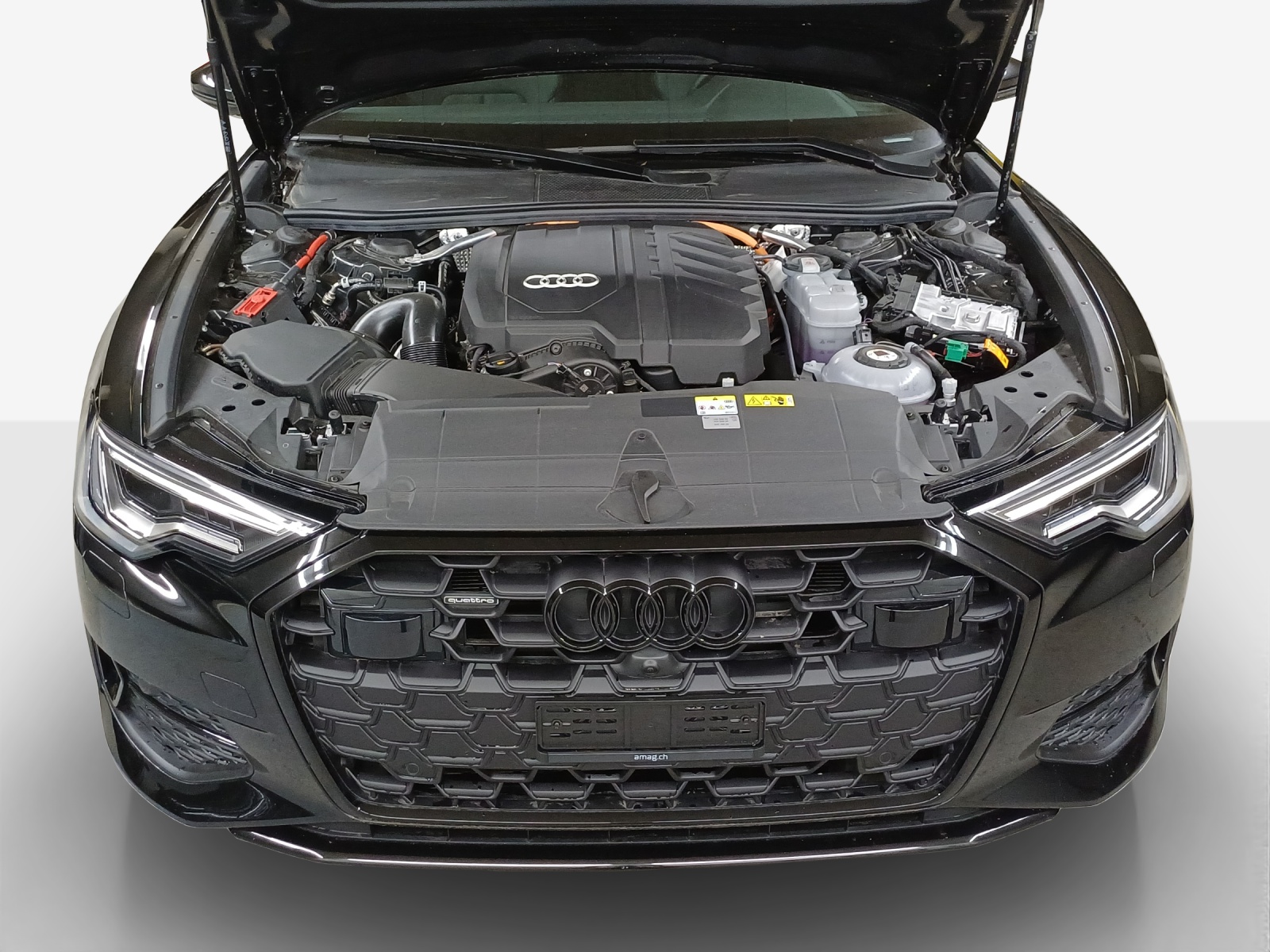 AUDI A6 Avant 50 TFSIe advanced quattro S-tronic-image-14
