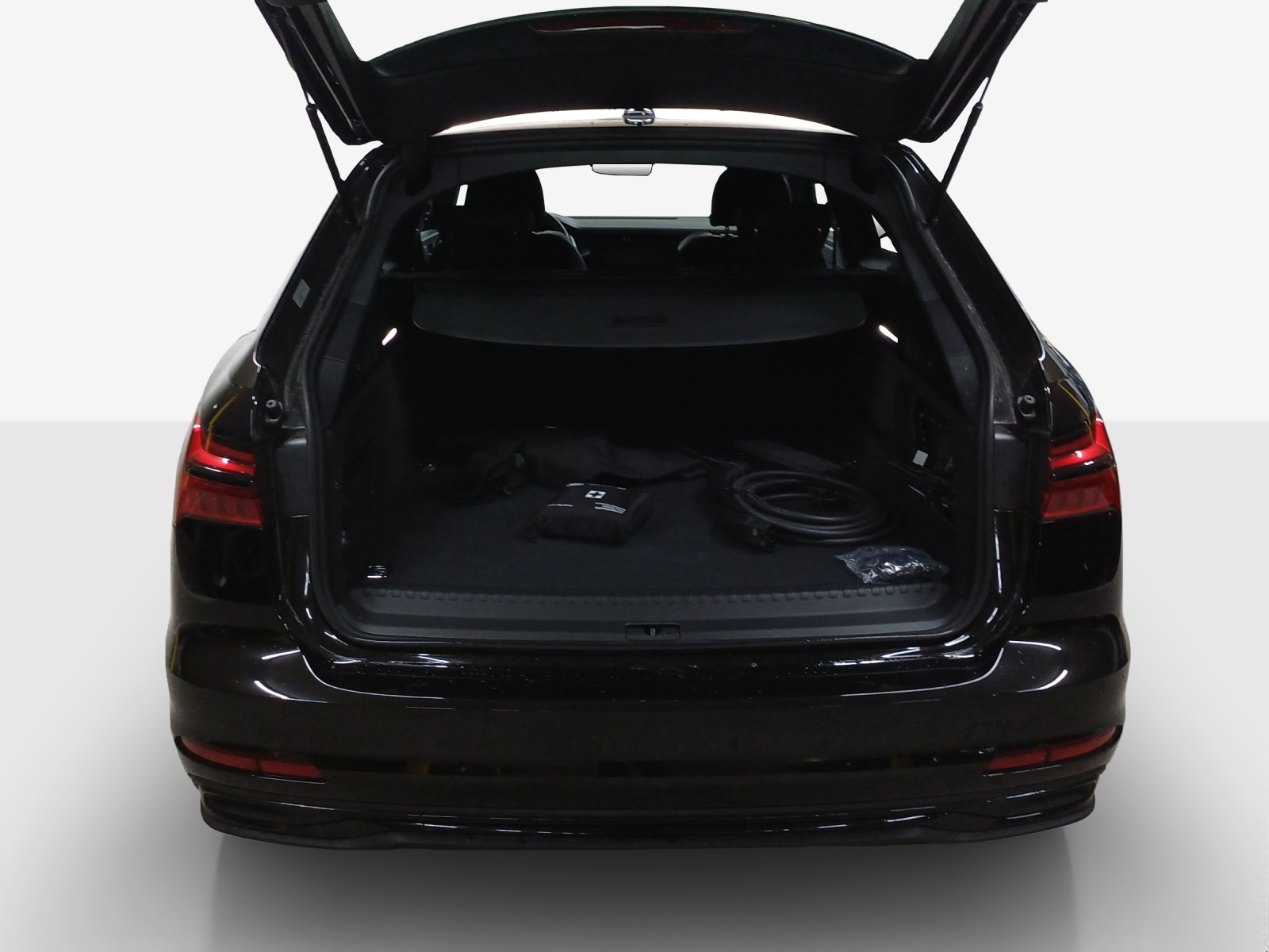 AUDI A6 Avant 50 TFSIe advanced quattro S-tronic-image-12